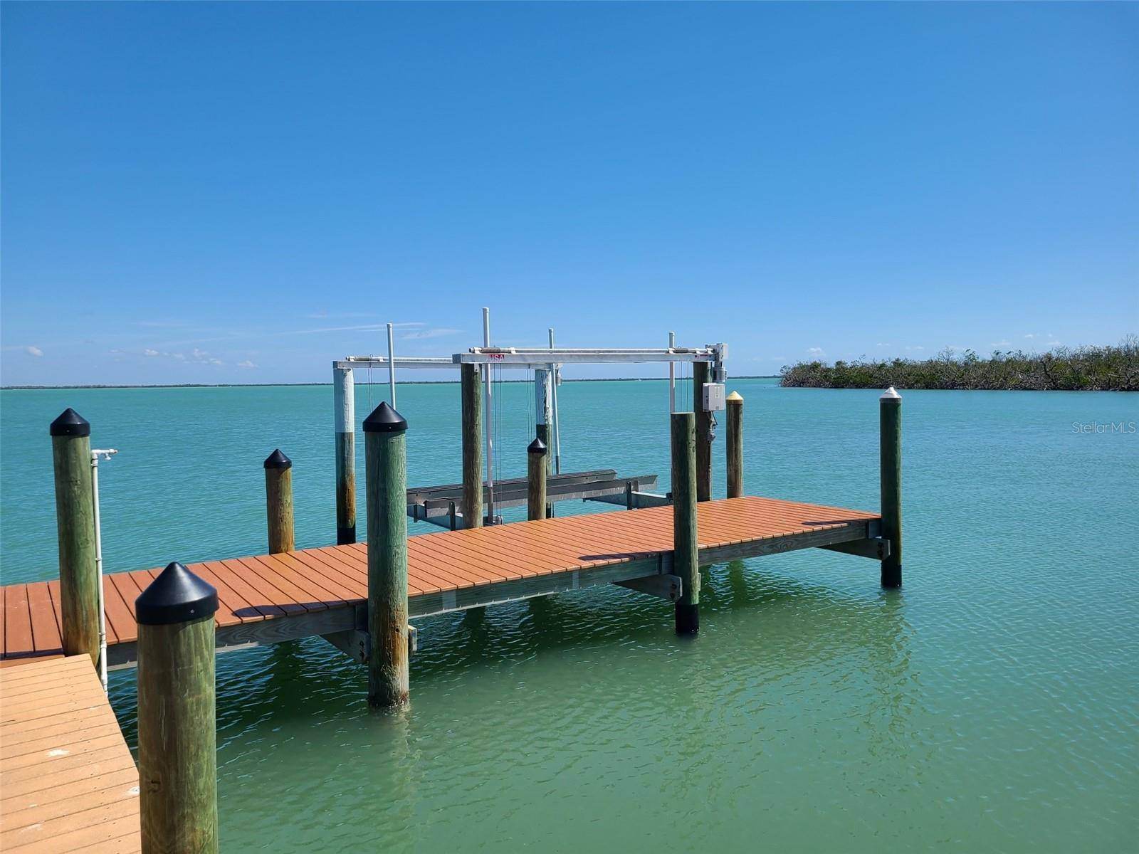 19 GROUPER HOLE DR, Boca Grande, FL 33921