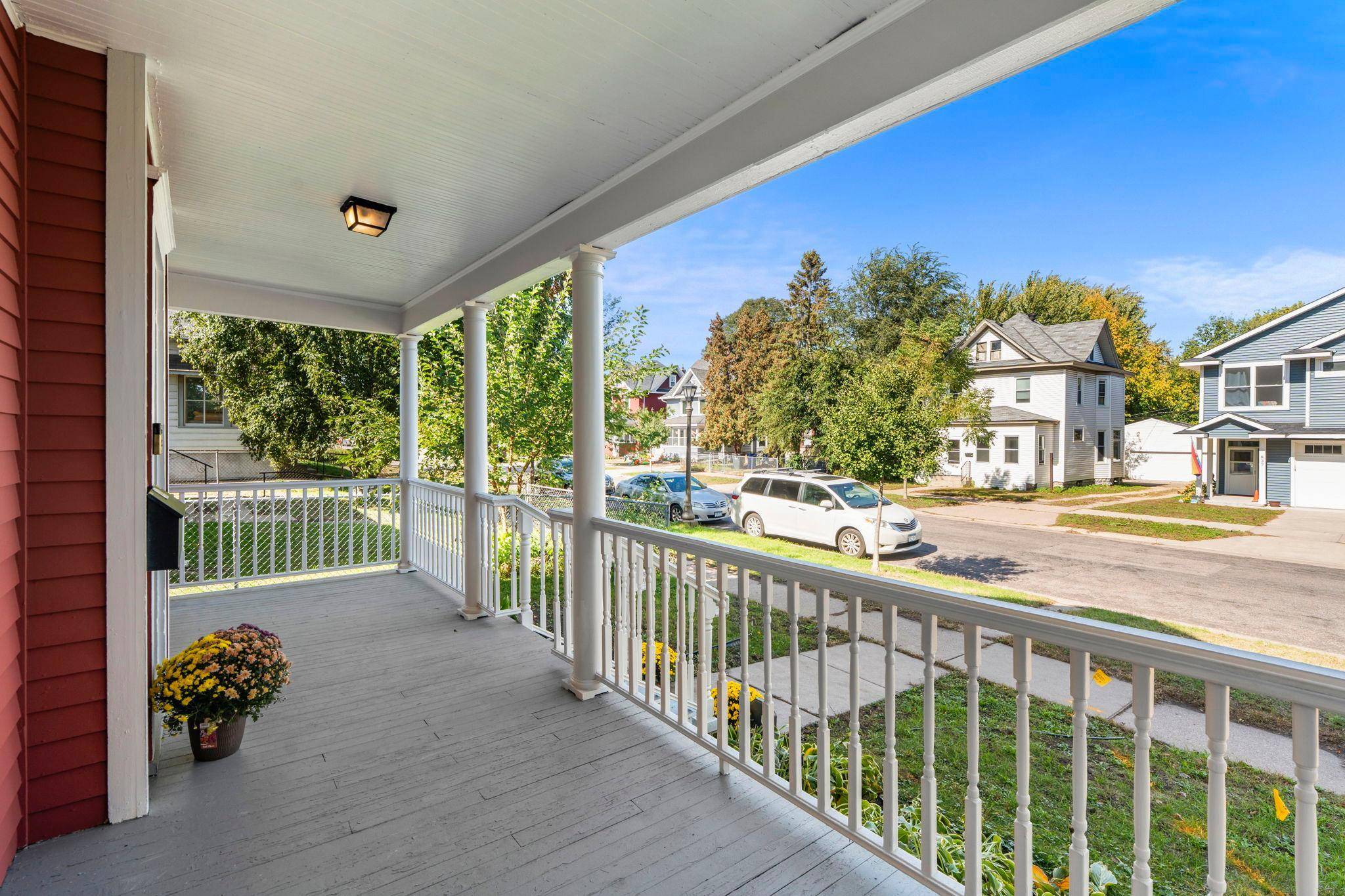 836 Iglehart AVE, Saint Paul, MN 55104