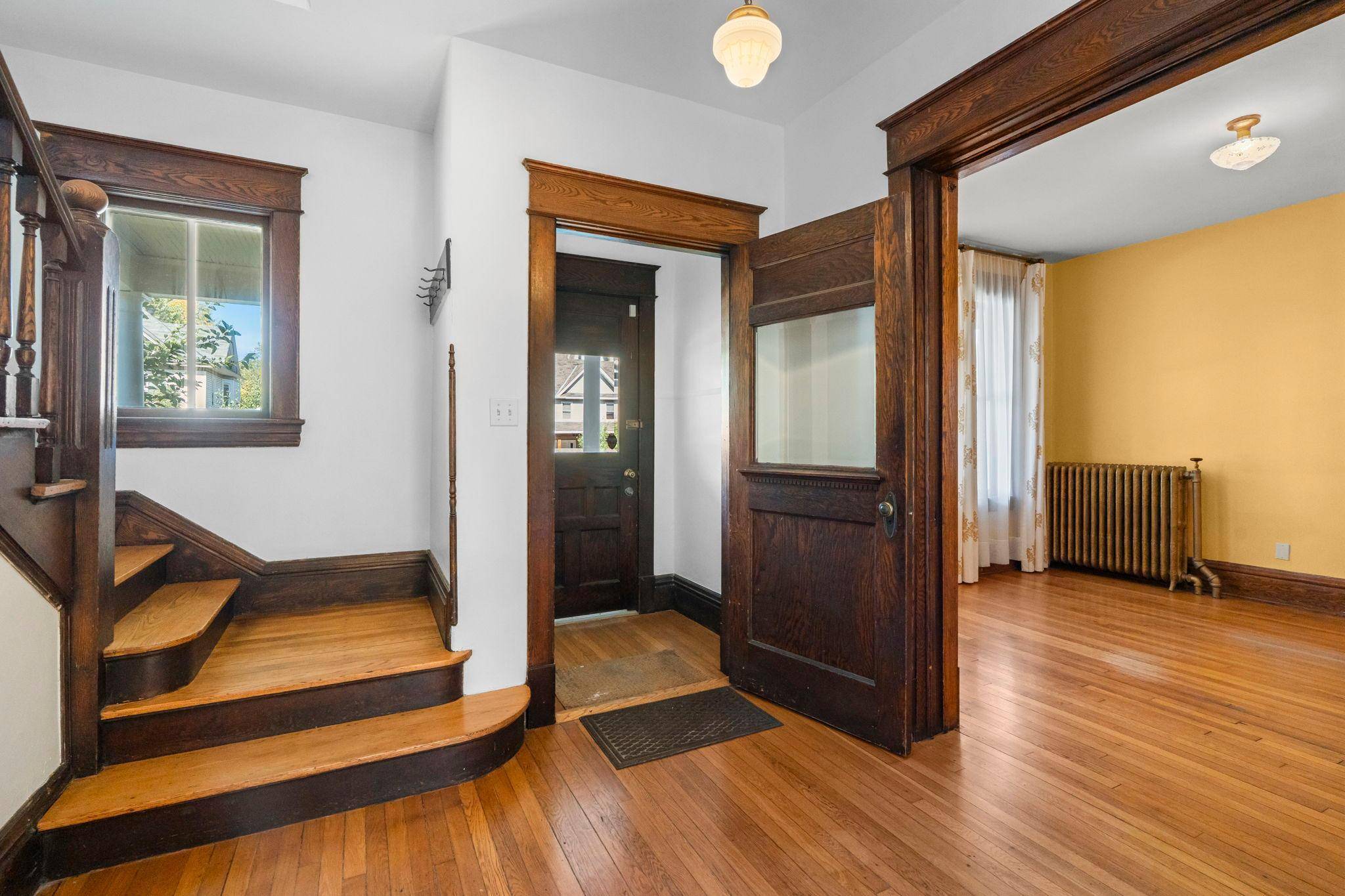 836 Iglehart AVE, Saint Paul, MN 55104