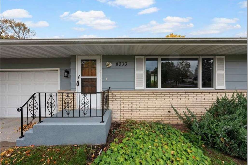 8033 Georgia AVE N, Brooklyn Park, MN 55445