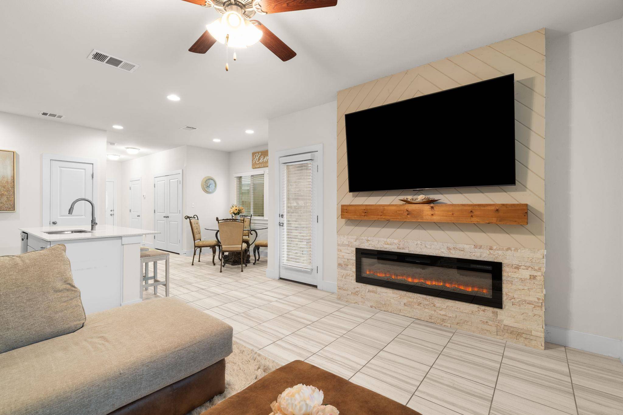 567 White Steppe WAY #26, Georgetown, TX 78626