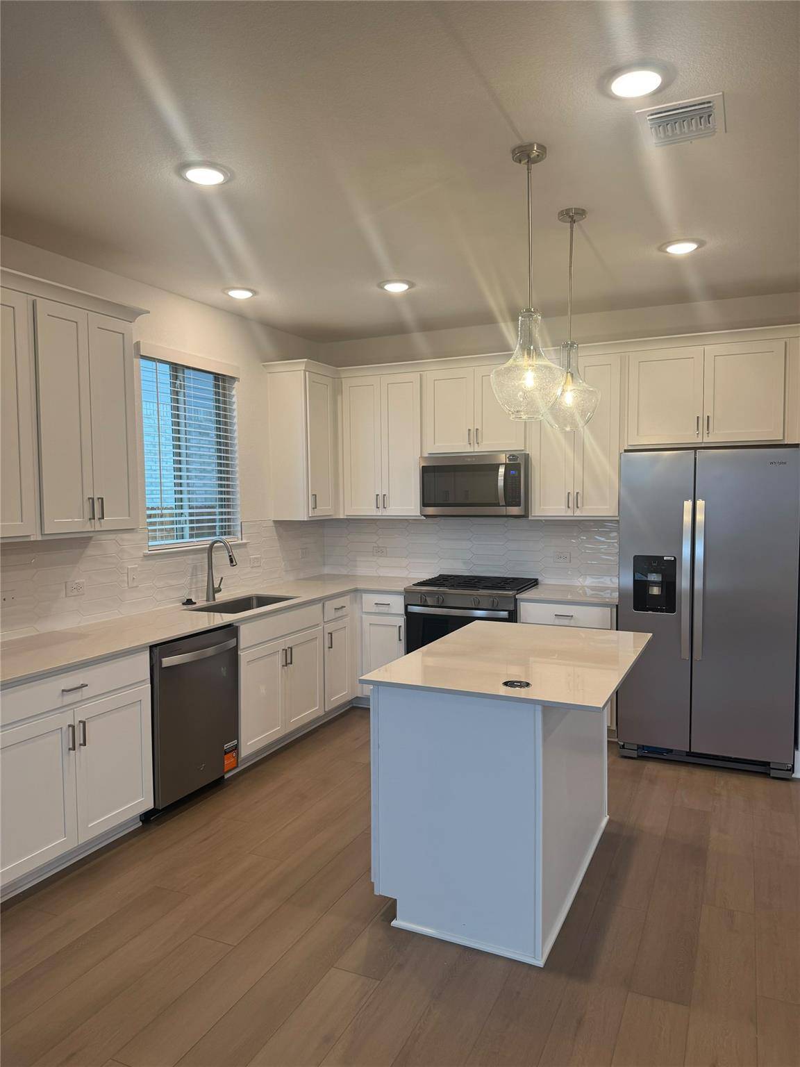 228 Groveland DR, Liberty Hill, TX 78642