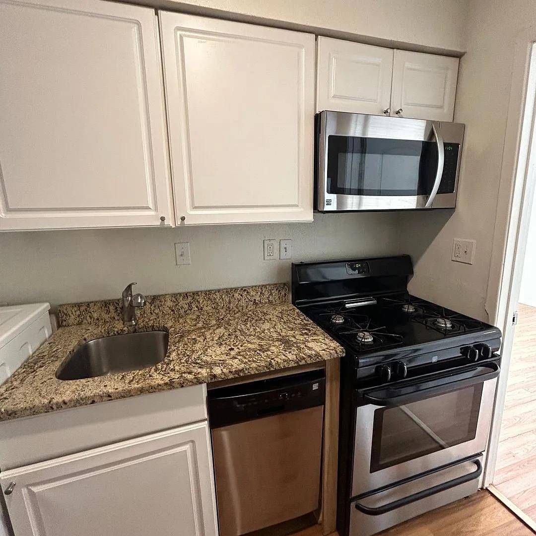 1106 W 22nd ST #3, Austin, TX 78705