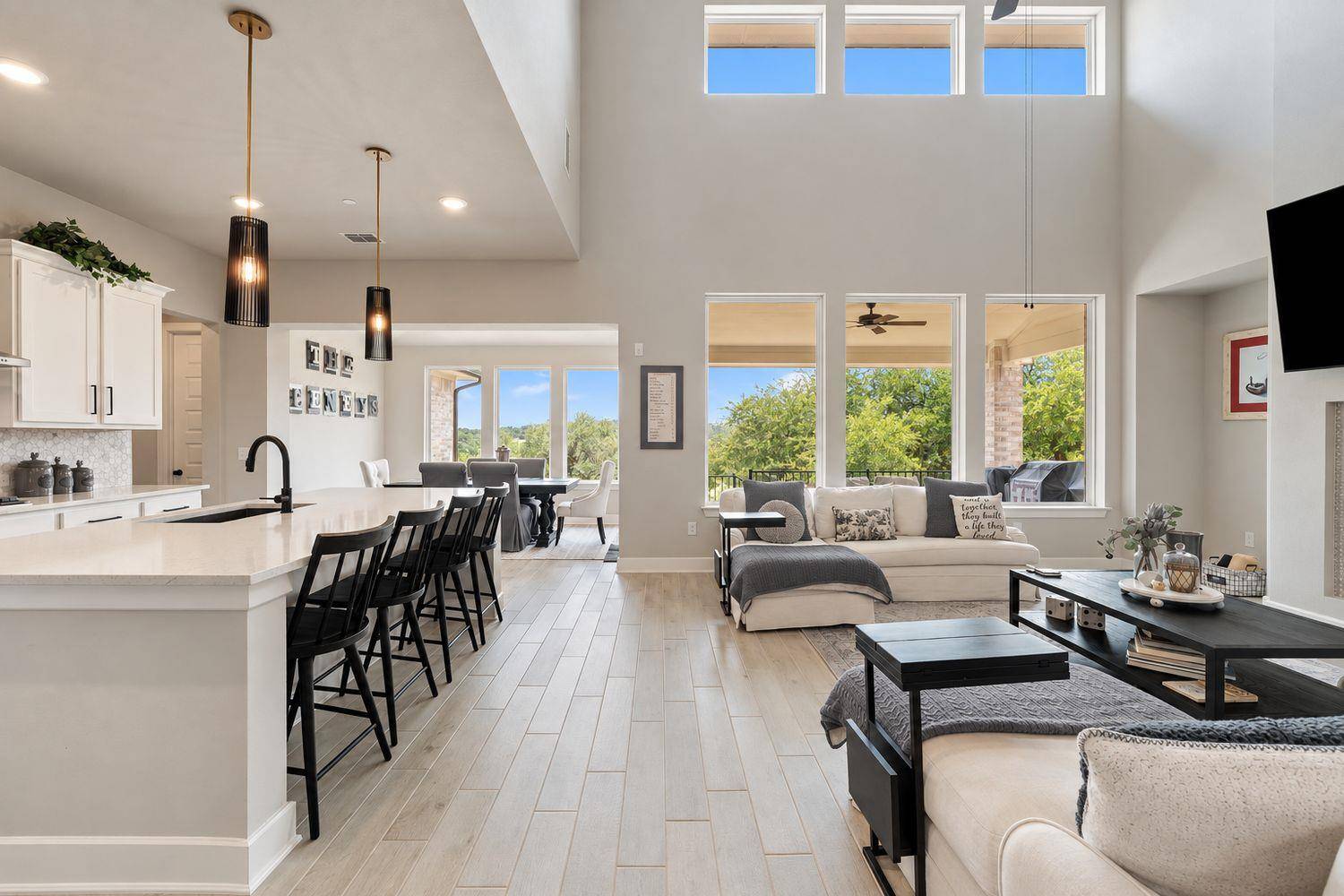 17804 Hattie TRCE, Austin, TX 78738