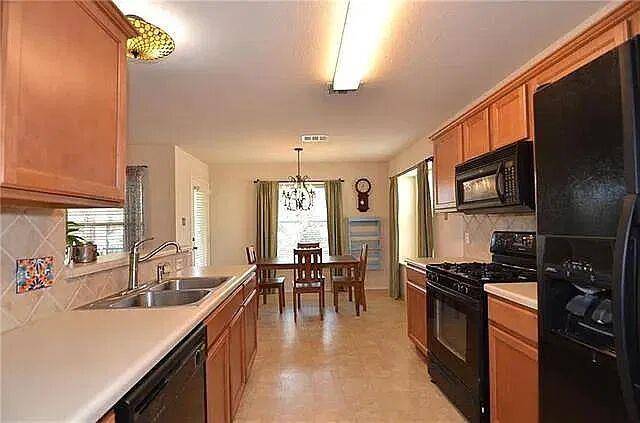 3916 Tapado Canyon TRL, Round Rock, TX 78681