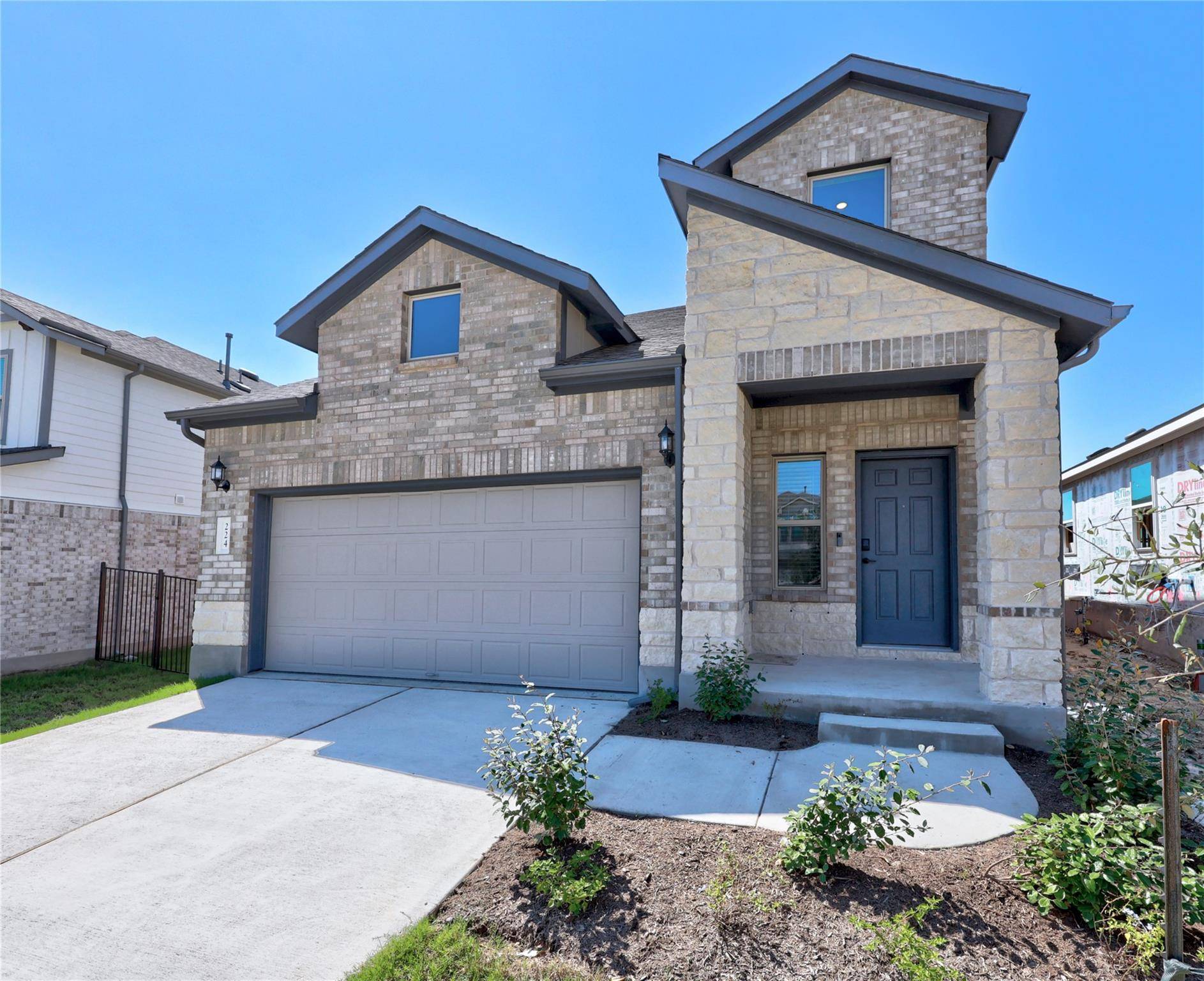 224 Groveland DR, Liberty Hill, TX 78642