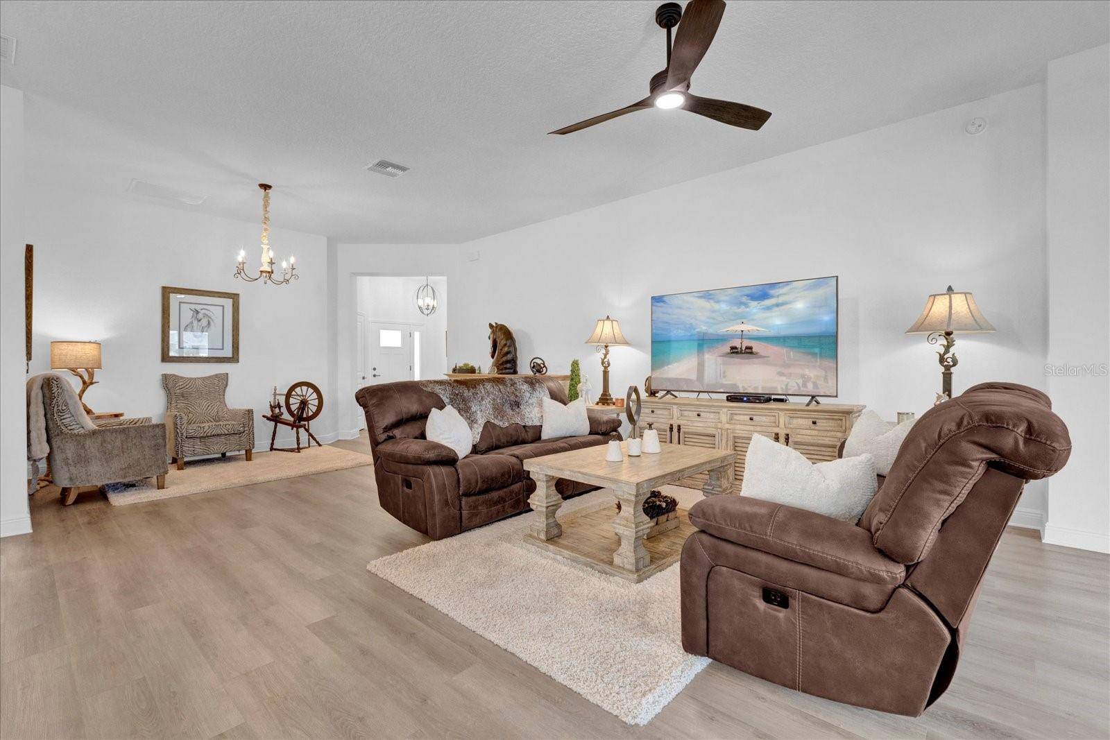 1393 KENNETH ST, The Villages, FL 34762