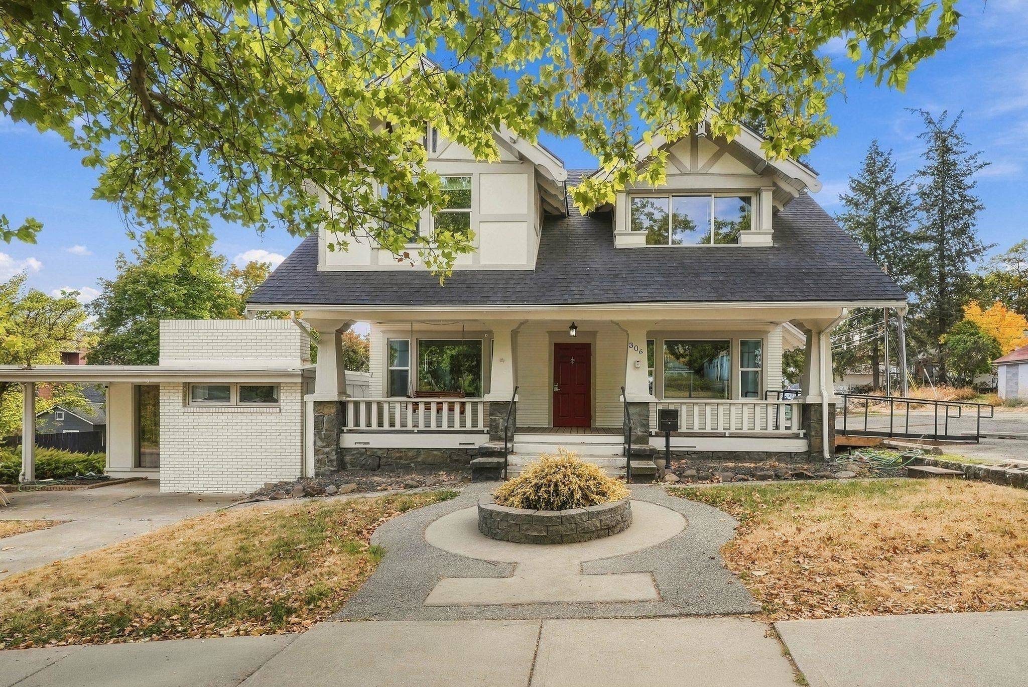 306 College Ave, Cheney, WA 99004