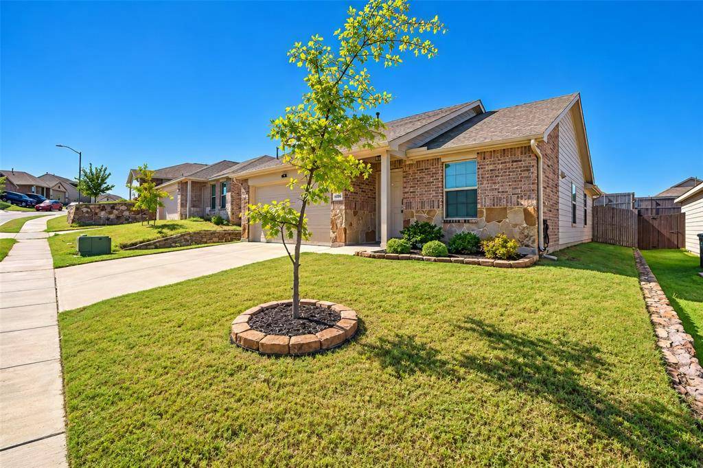 8316 Bell Ridge Lane, Fort Worth, TX 76123