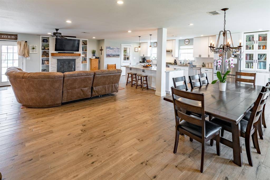 106 Joyce Drive, Argyle, TX 76226