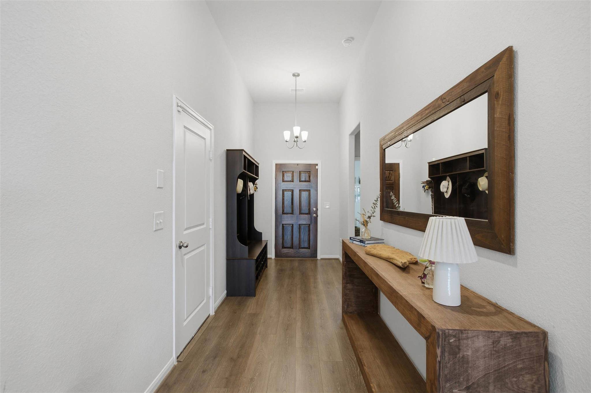 333 Diamondleaf DR, Buda, TX 78610