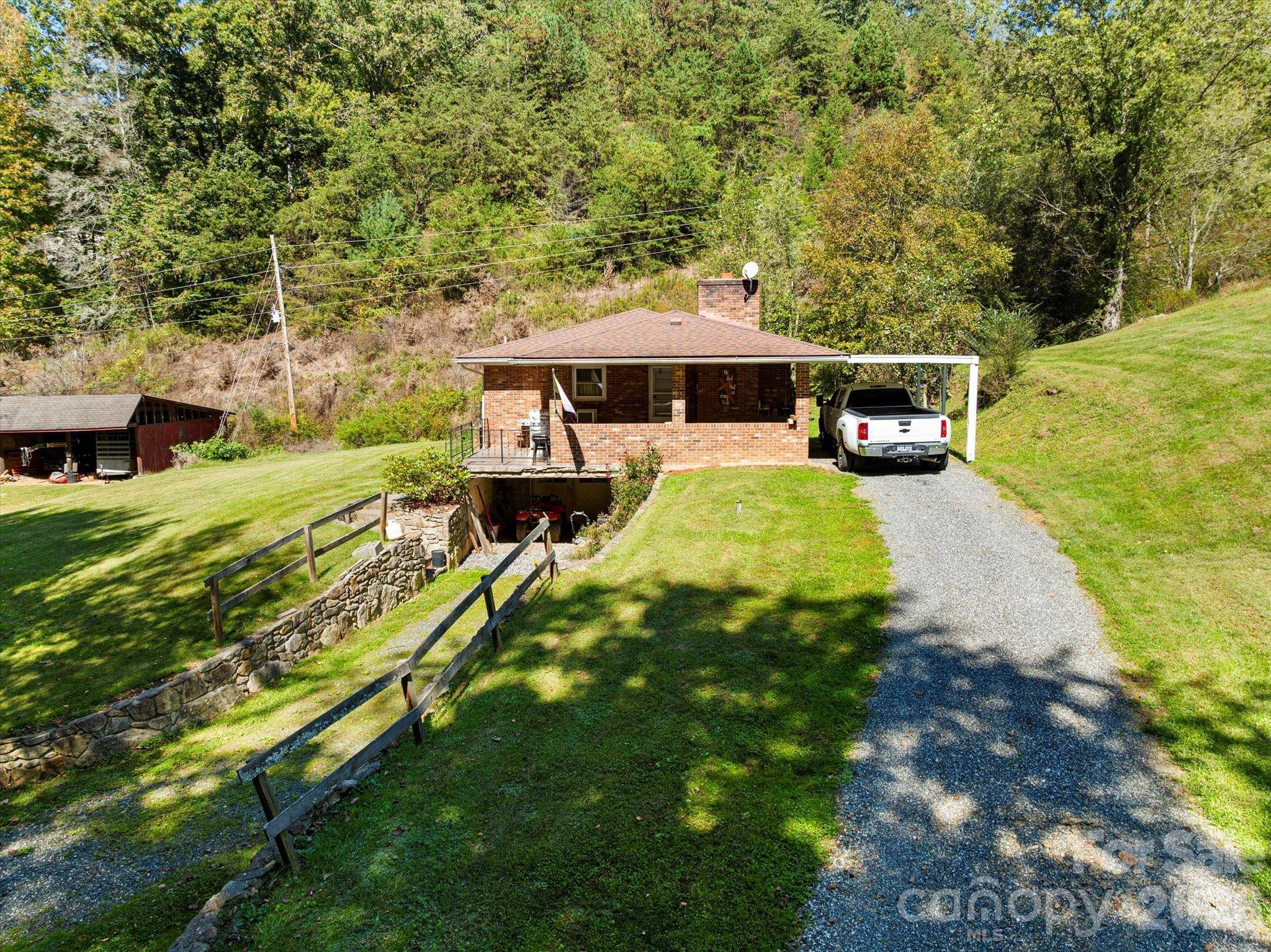 1623 Ammons Branch RD, Marshall, NC 28753
