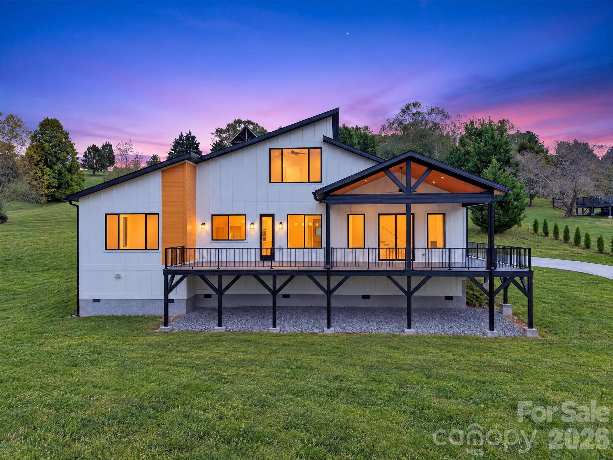 75 Rabbit Ham RD, Leicester, NC 28748