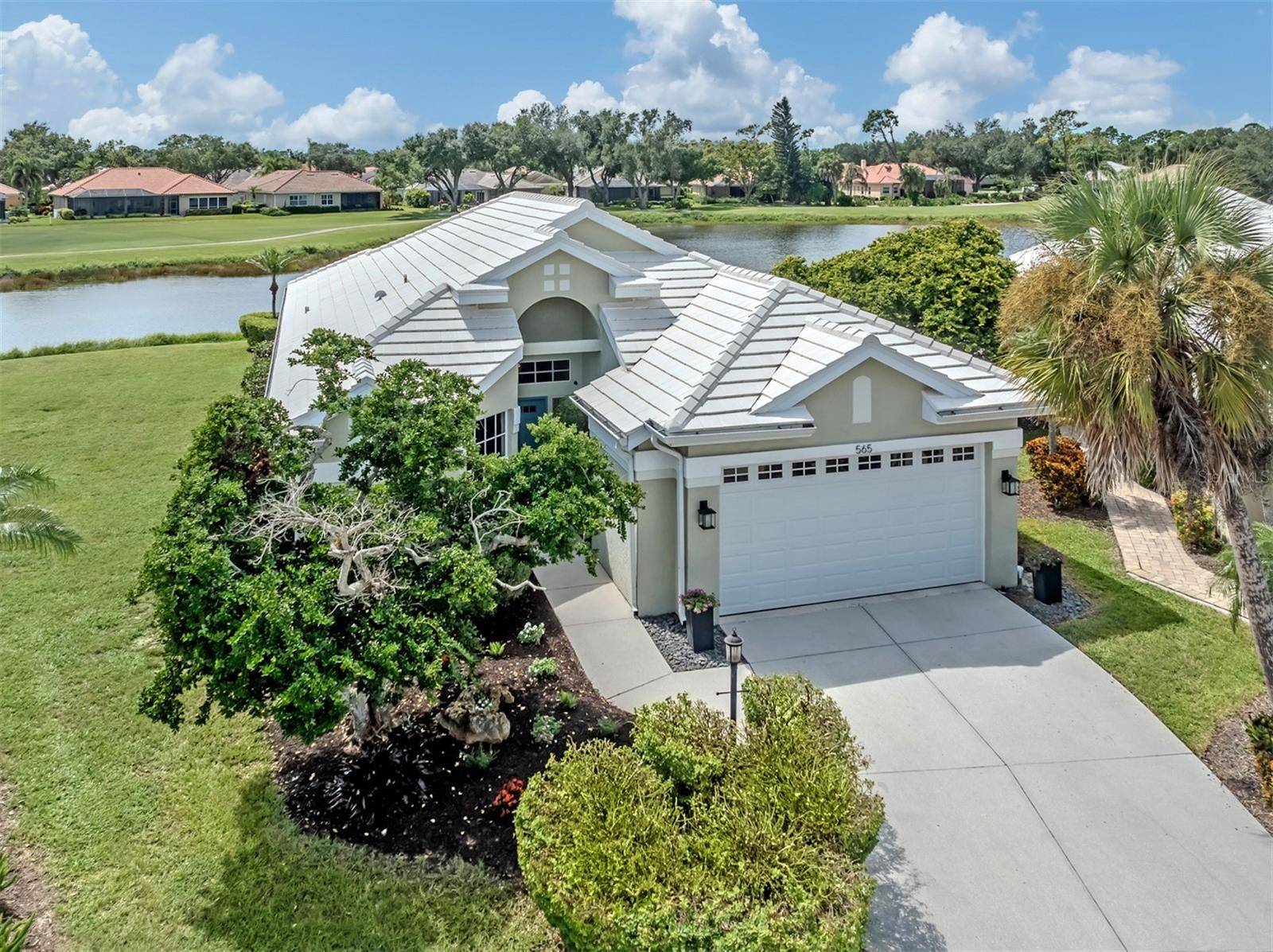 565 FALLBROOK DR, Venice, FL 34292