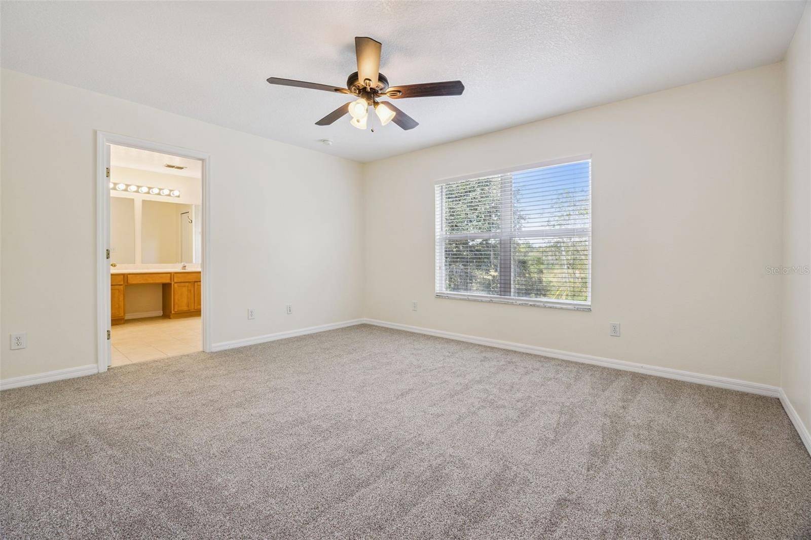 2020 PORTCASTLE CIR, Winter Garden, FL 34787
