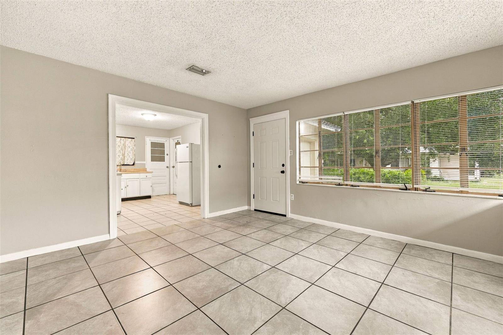 116 W OSBORNE AVE, Tampa, FL 33603