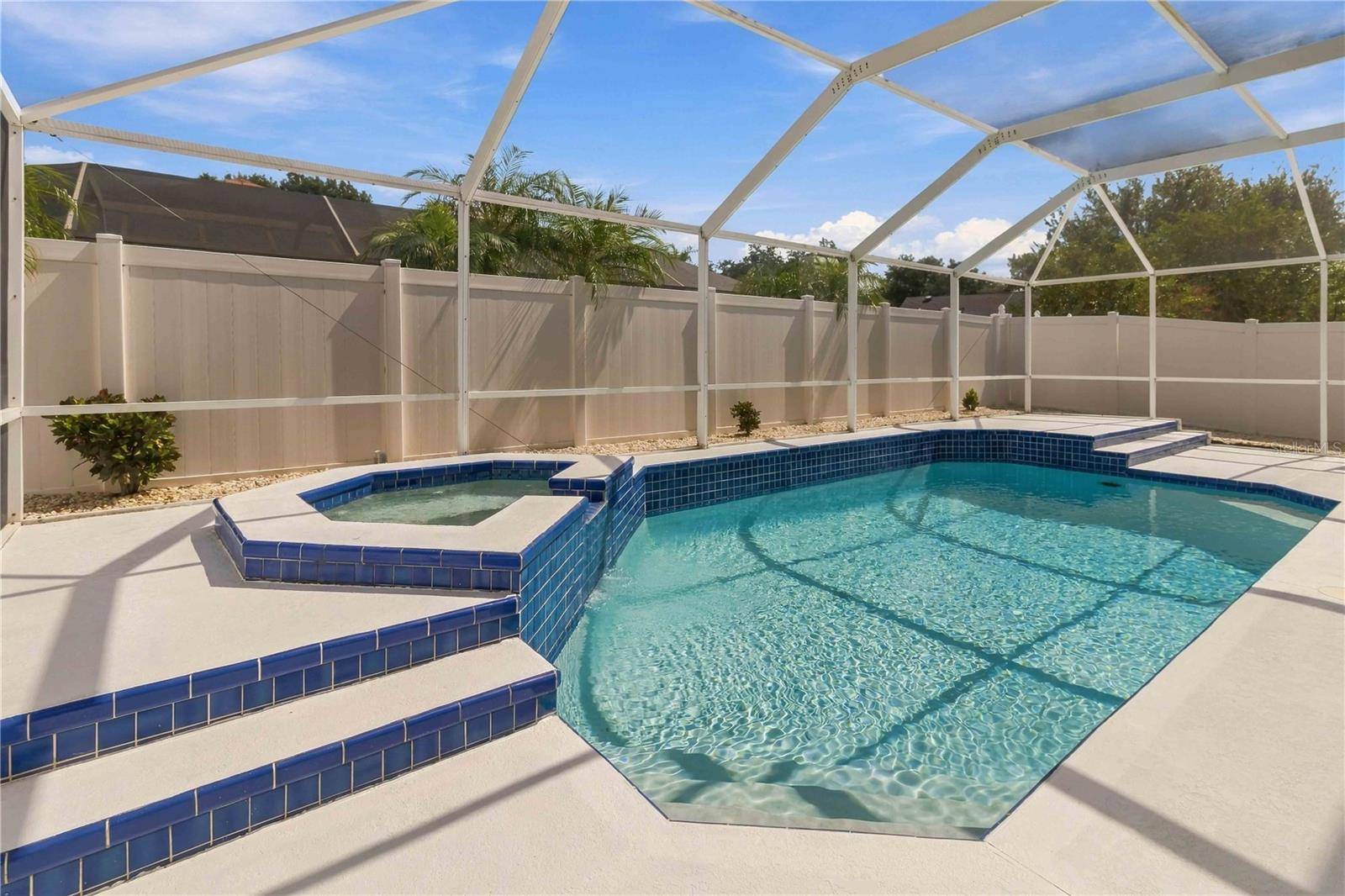 1123 LUMSDEN POINTE BLVD, Valrico, FL 33594