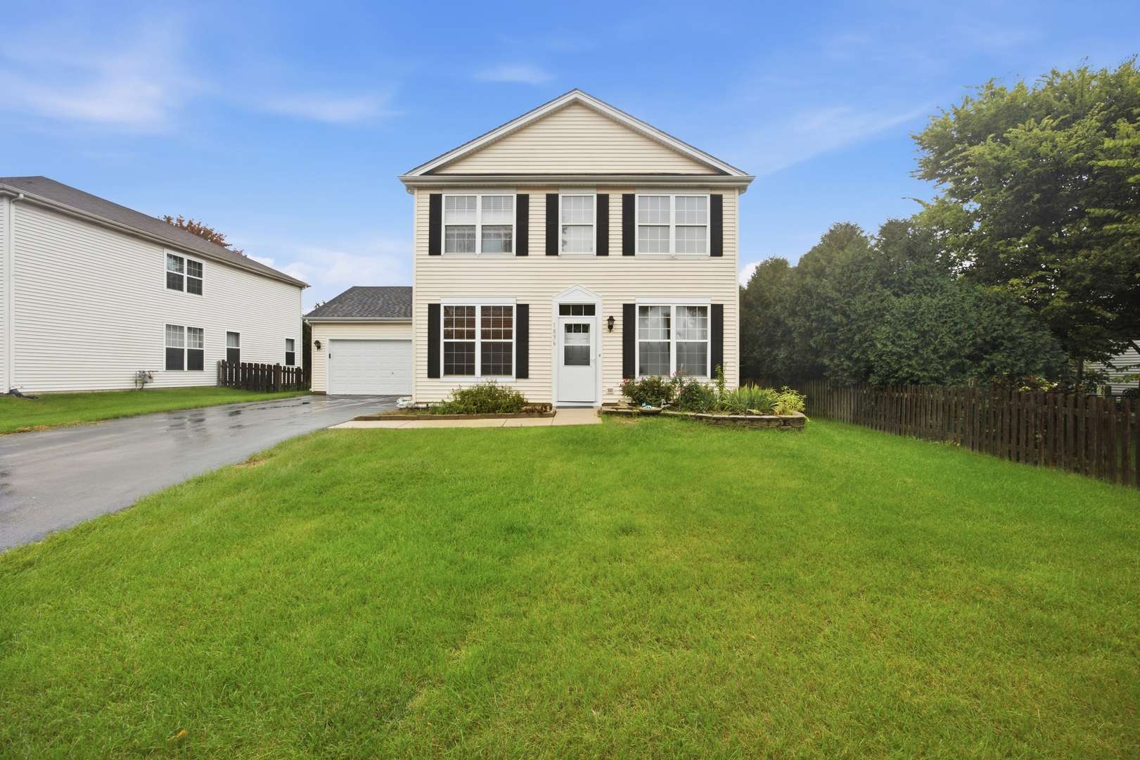 1896 Sedgegrass TRL, Aurora, IL 60504