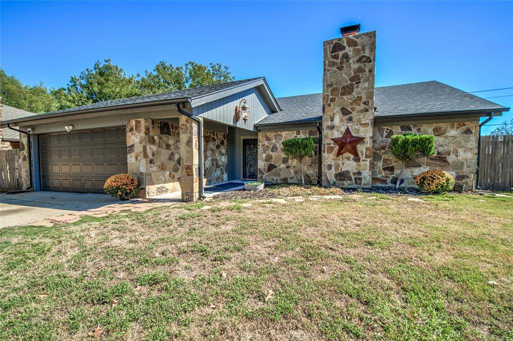 10008 Albert LN, Yukon, OK 73099
