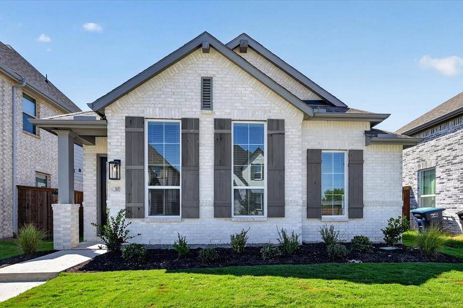 1653 Cornwall Avenue, Fort Worth, TX 76052