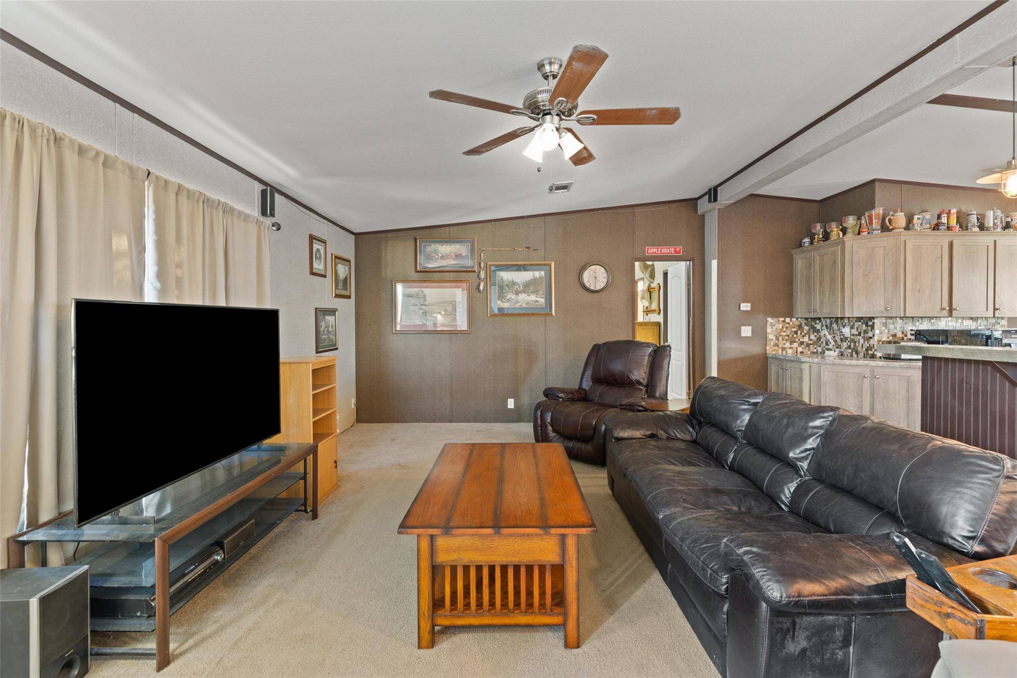 151 Brianna CIR, Johnson City, TX 78636