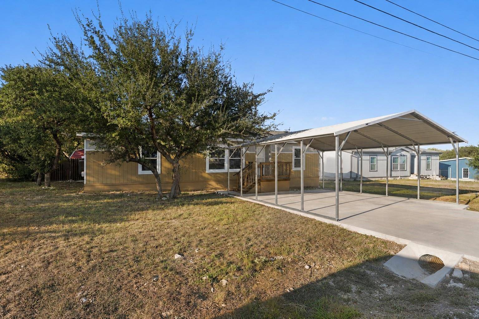 151 Brianna CIR, Johnson City, TX 78636