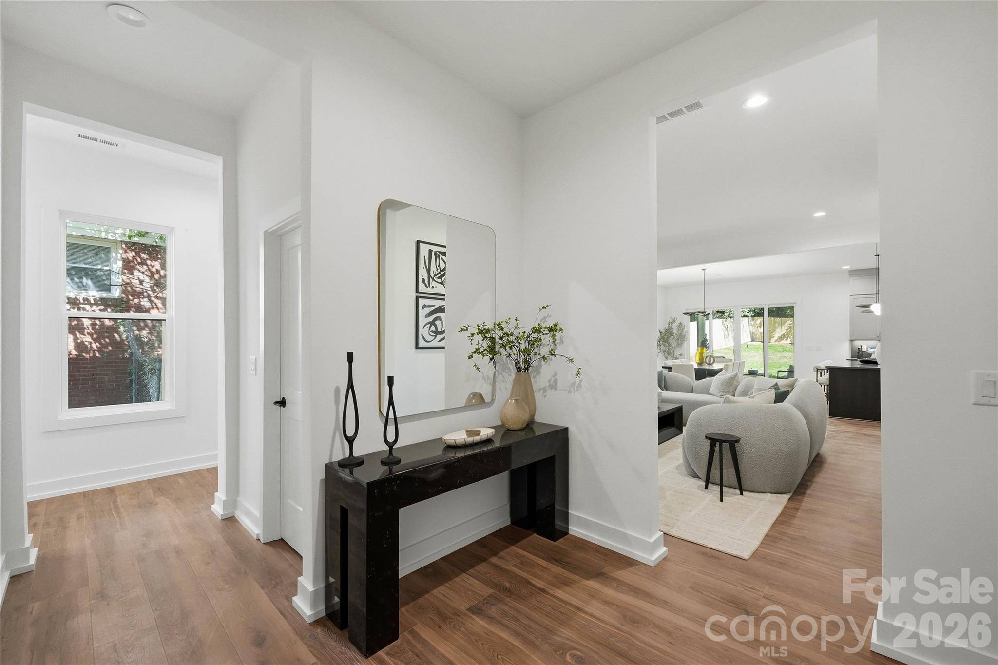 2621 Springway DR, Charlotte, NC 28205