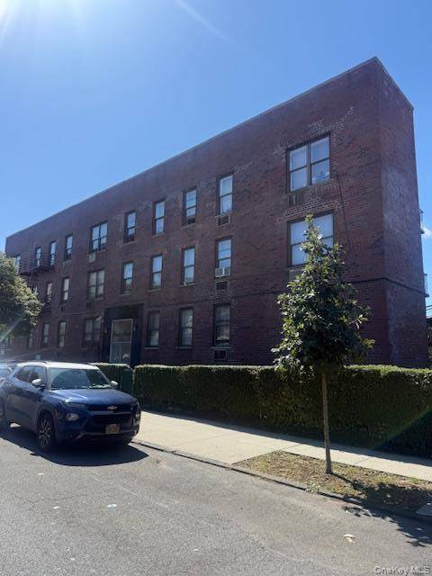 1821 Mahan AVE, Bronx, NY 10461