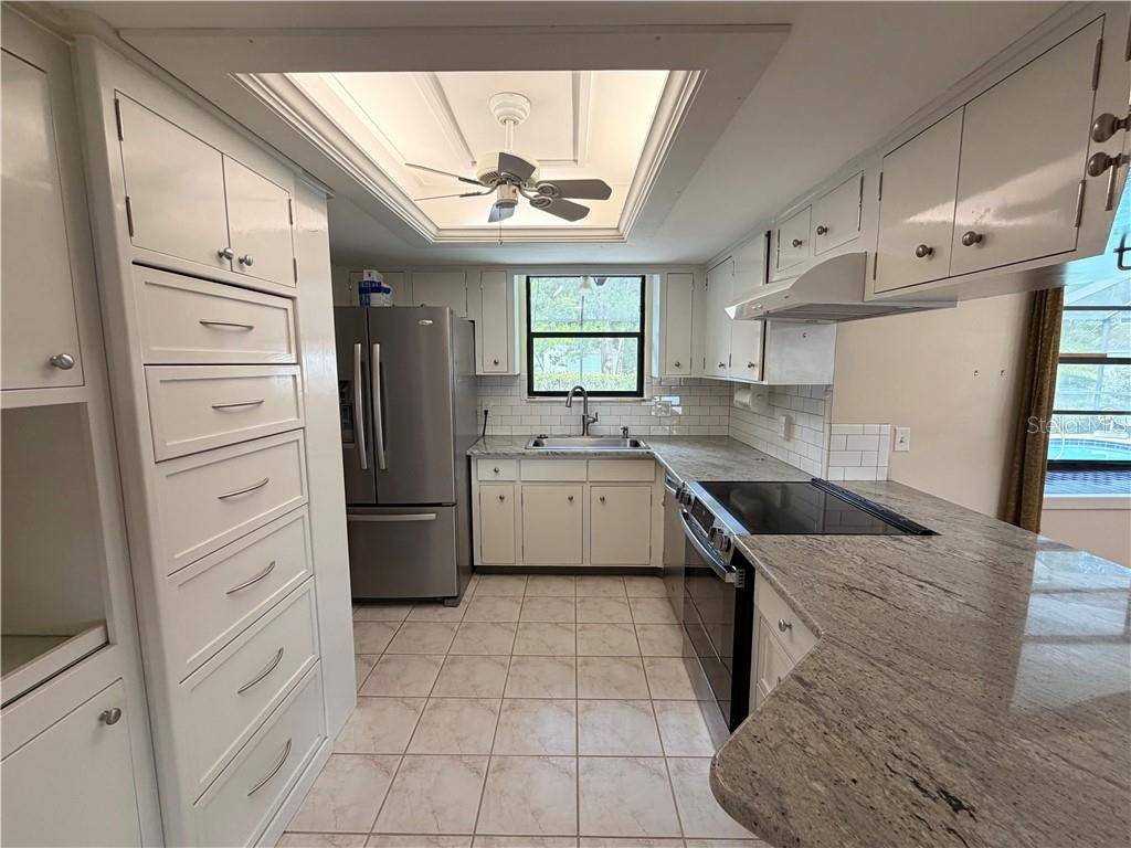 6110 W Cheryl LN, Homosassa, FL 34446