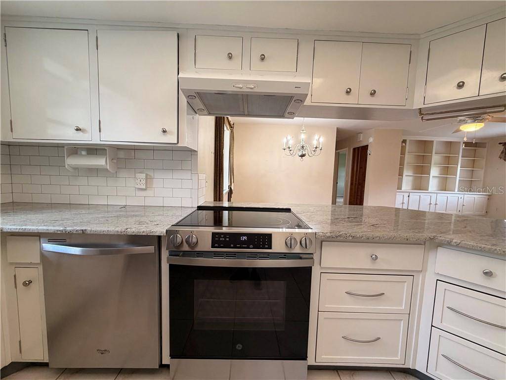 6110 W Cheryl LN, Homosassa, FL 34446