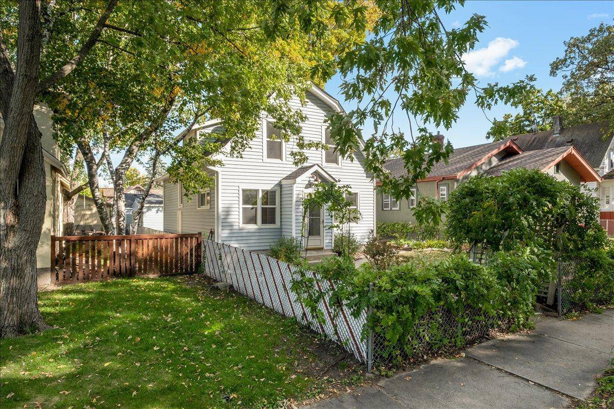 2909 41st AVE S, Minneapolis, MN 55406