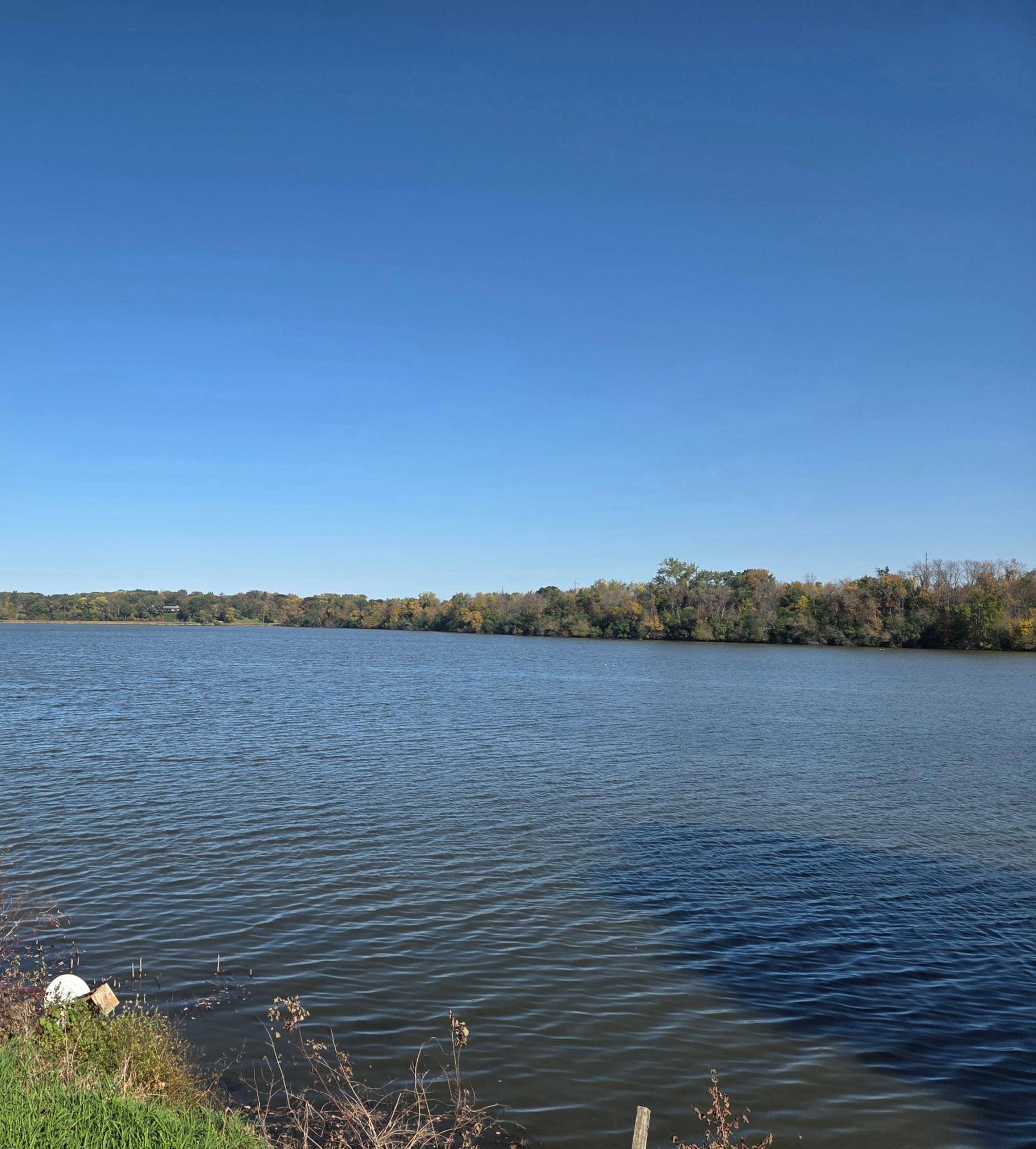 2734 Campus LN, Albert Lea, MN 56007
