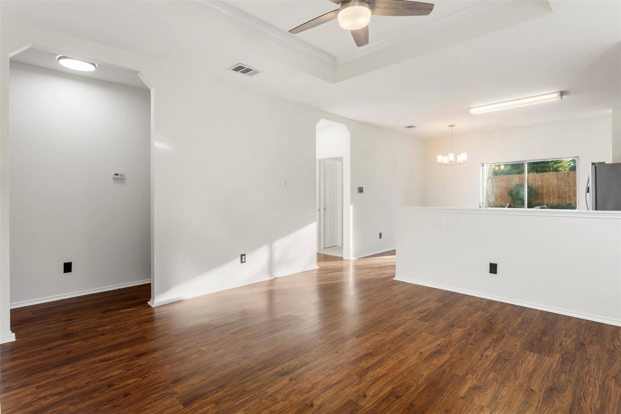 155 Dandy DR, Buda, TX 78610