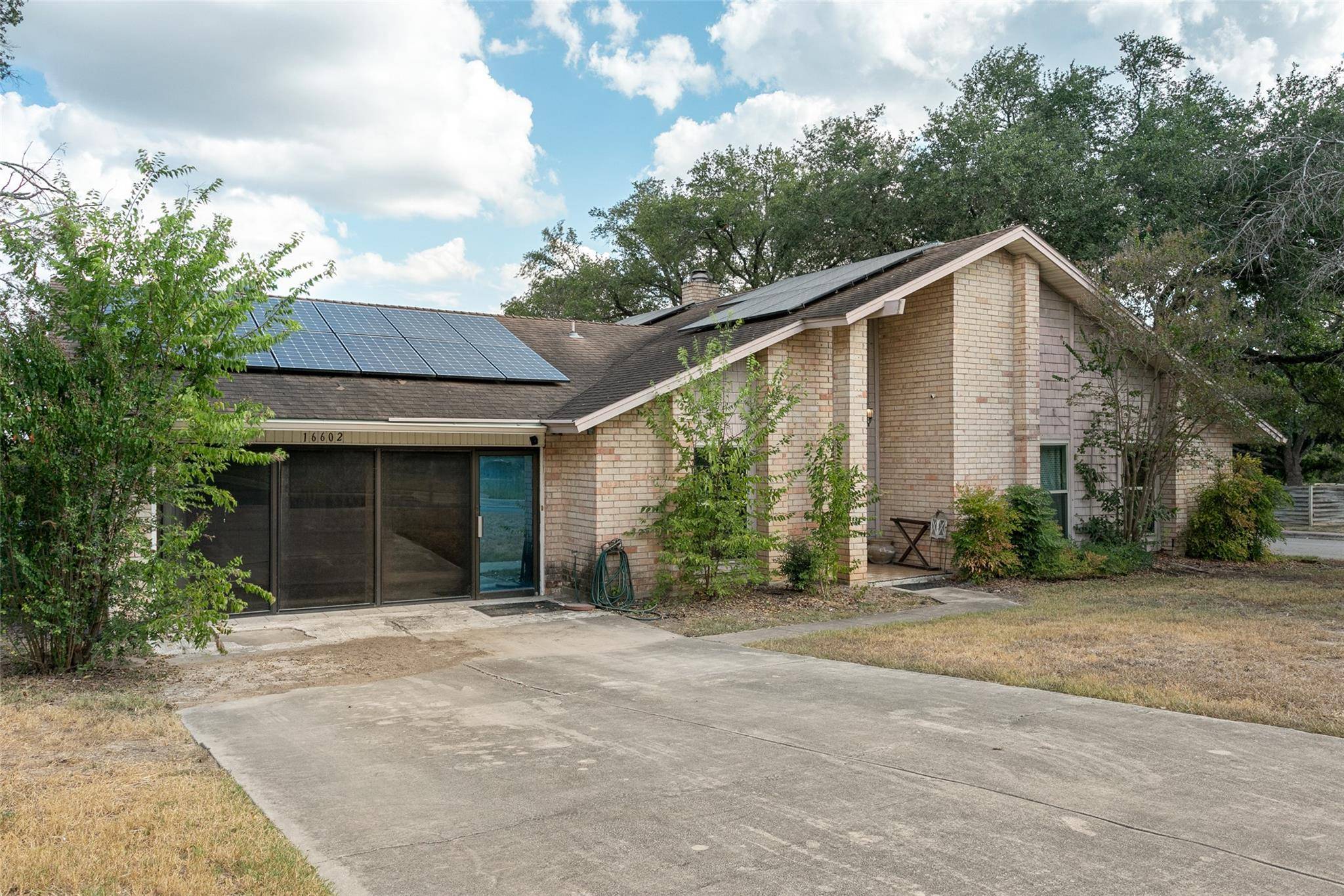 16602 Martins Ferry ST, San Antonio, TX 78247