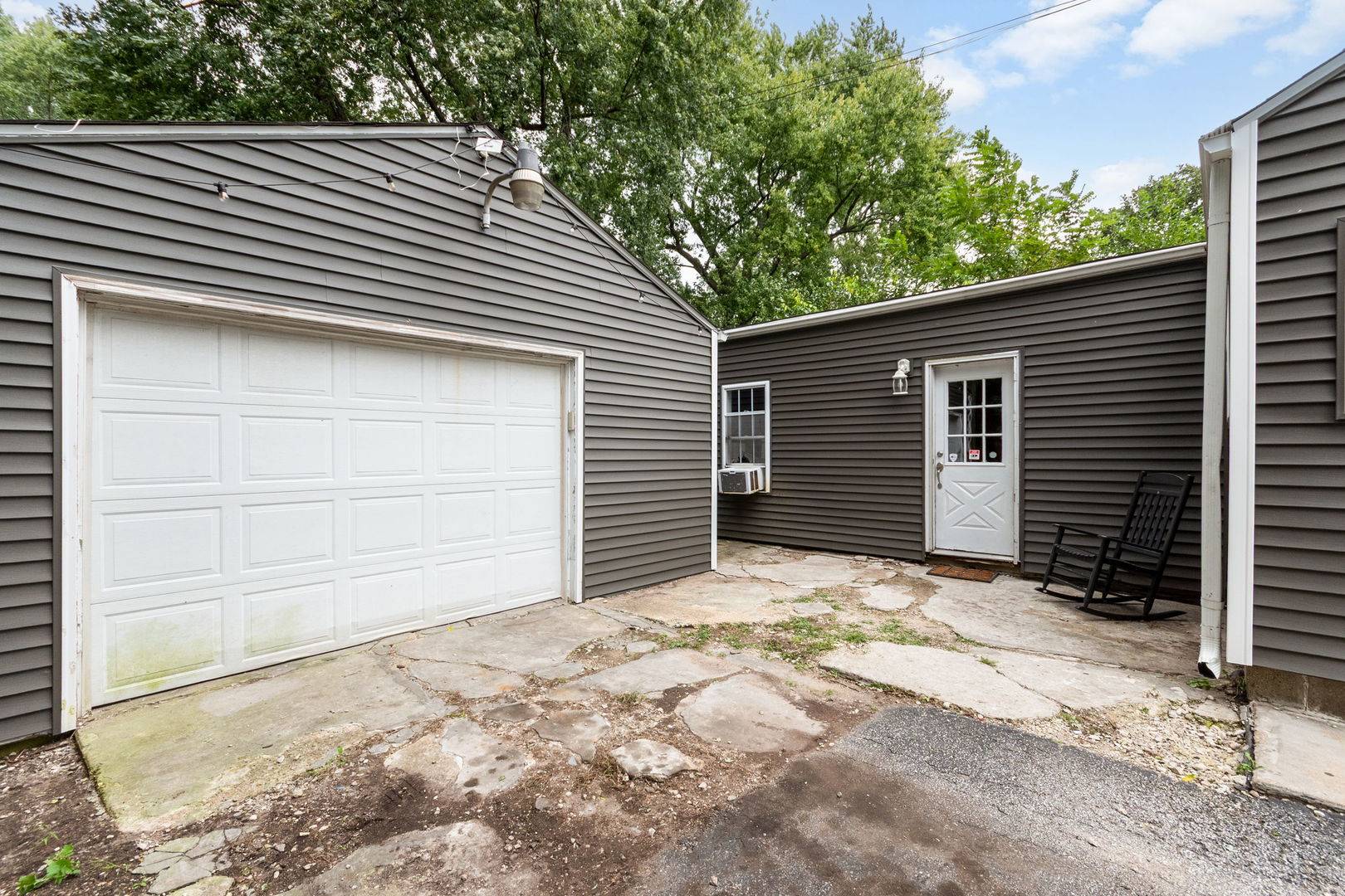 9S836 State Route 47, Sugar Grove, IL 60554