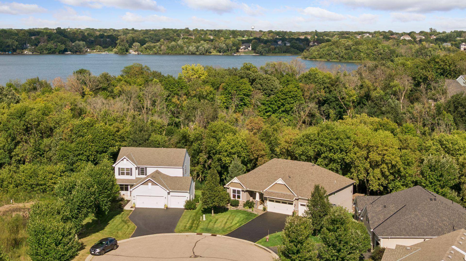 2225 Lake CIR, Victoria, MN 55386