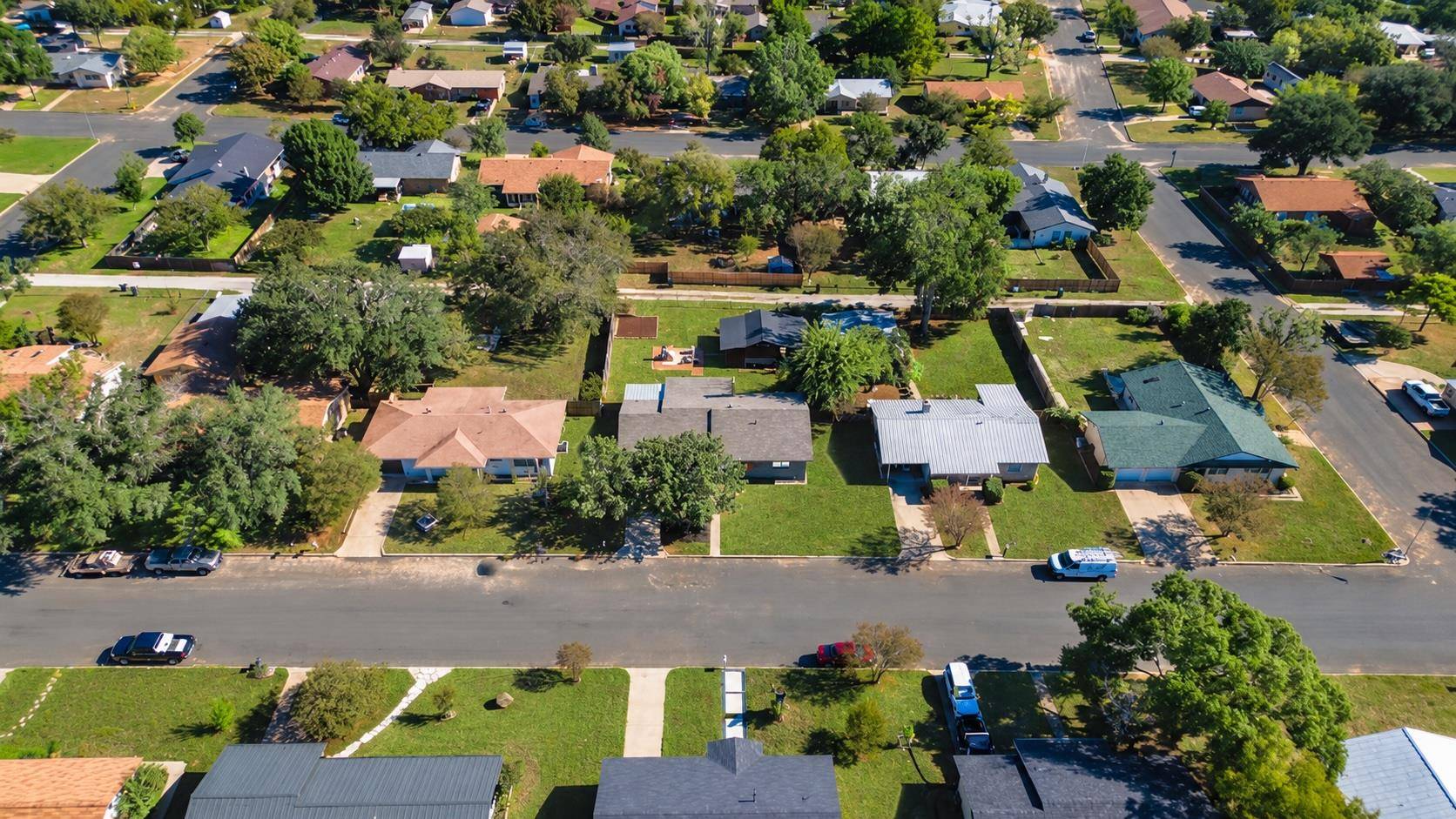 206 Glenmoor DR, Fredericksburg, TX 78624