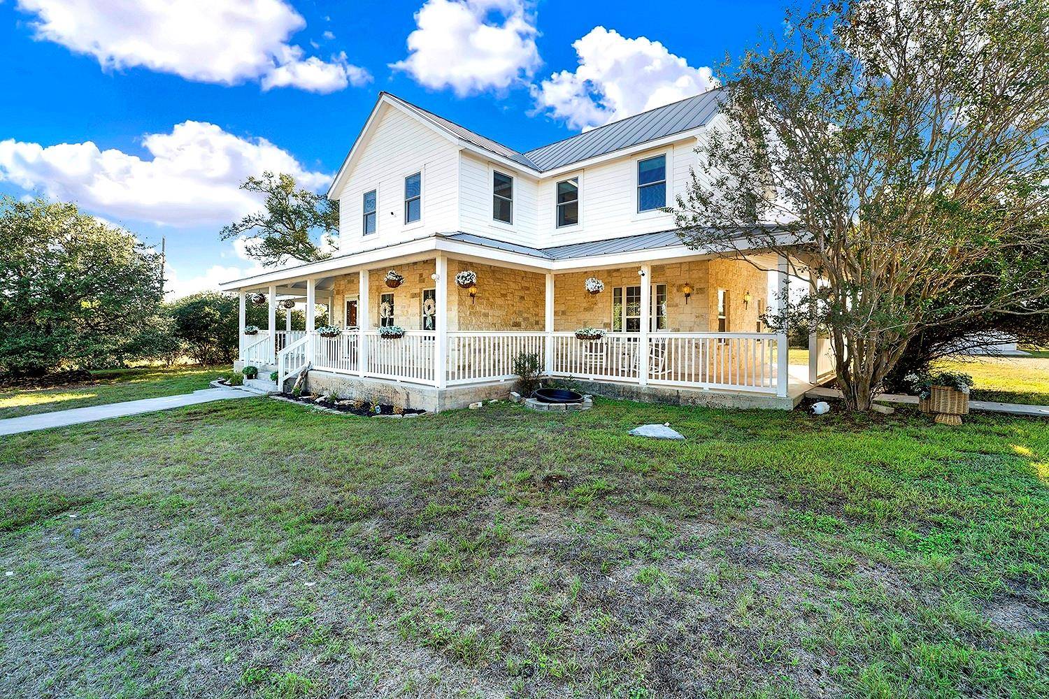 1061 Cascade TRL, San Marcos, TX 78666