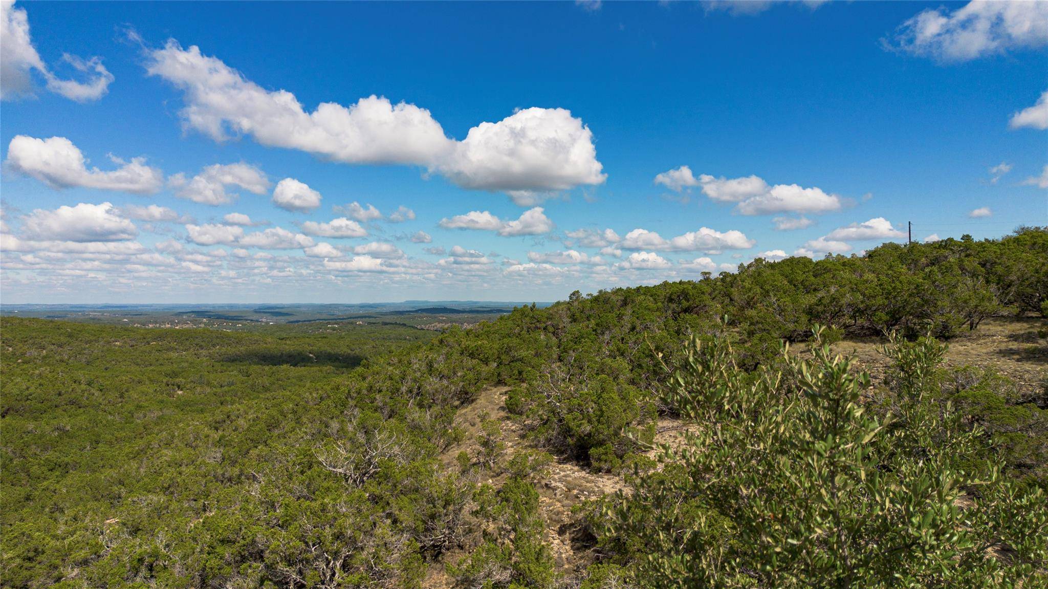 1970 Martin RD, Dripping Springs, TX 78620