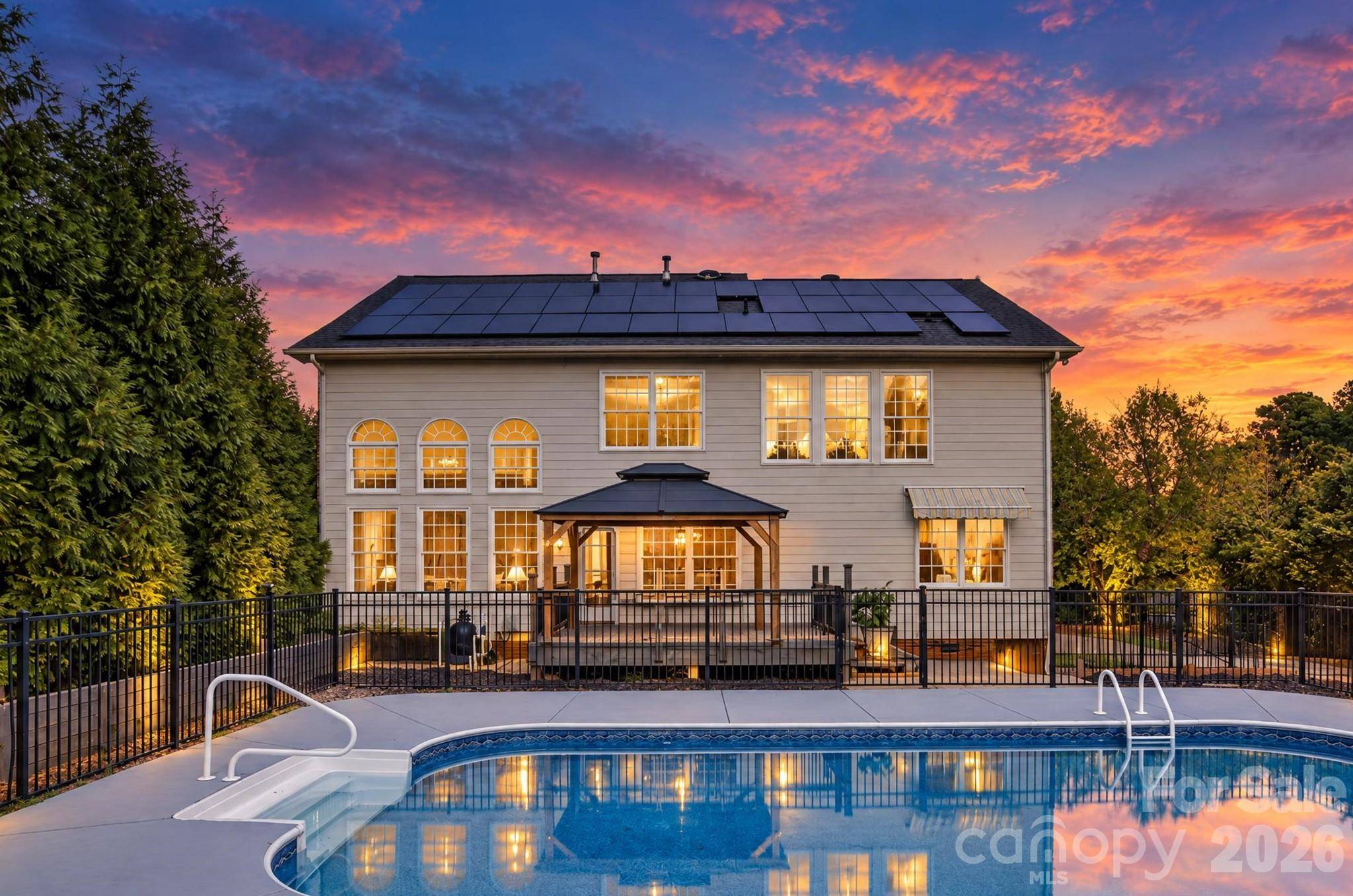11528 Essex Fells DR, Charlotte, NC 28277