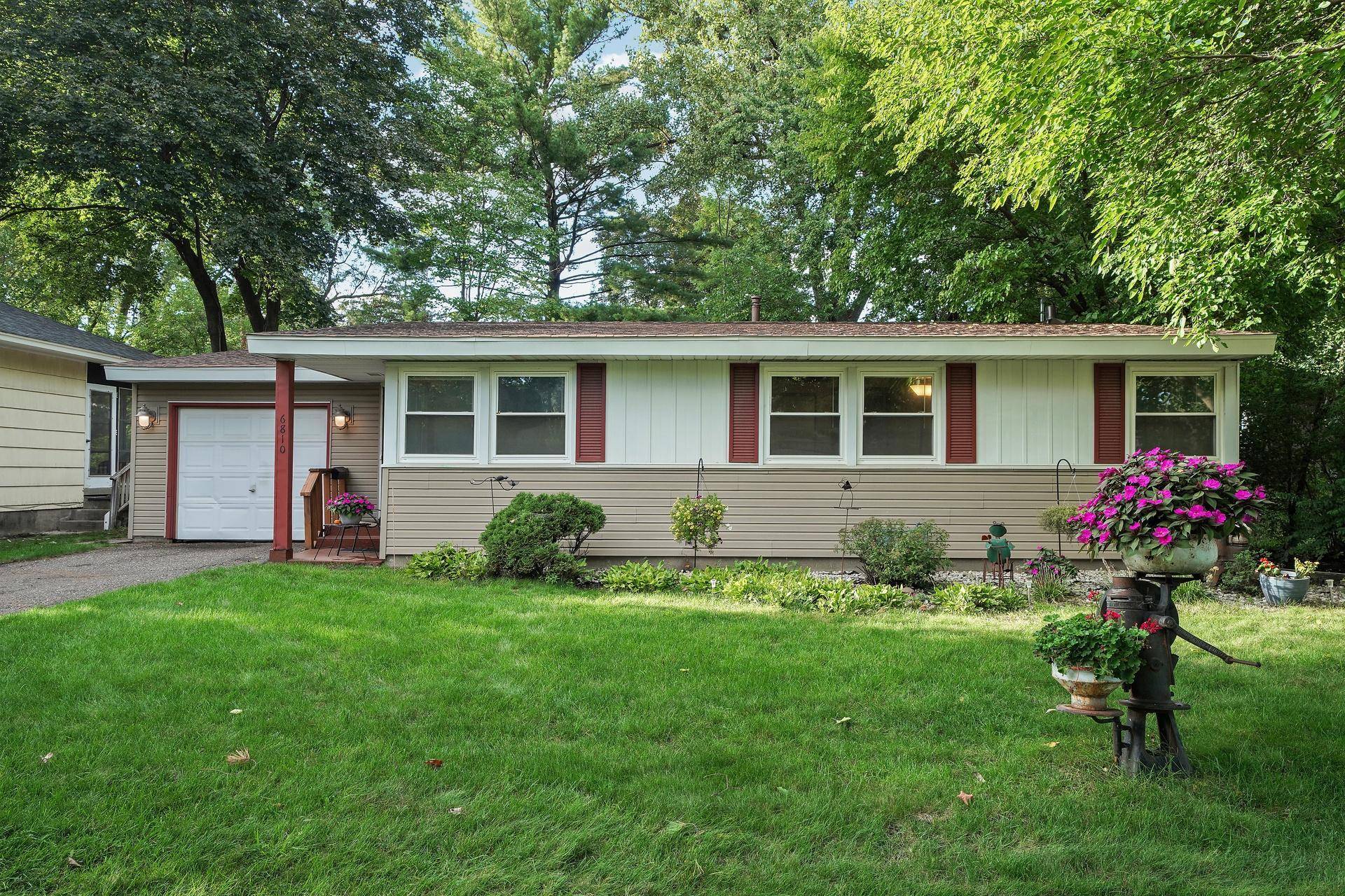 6810 W 23rd ST, Saint Louis Park, MN 55426