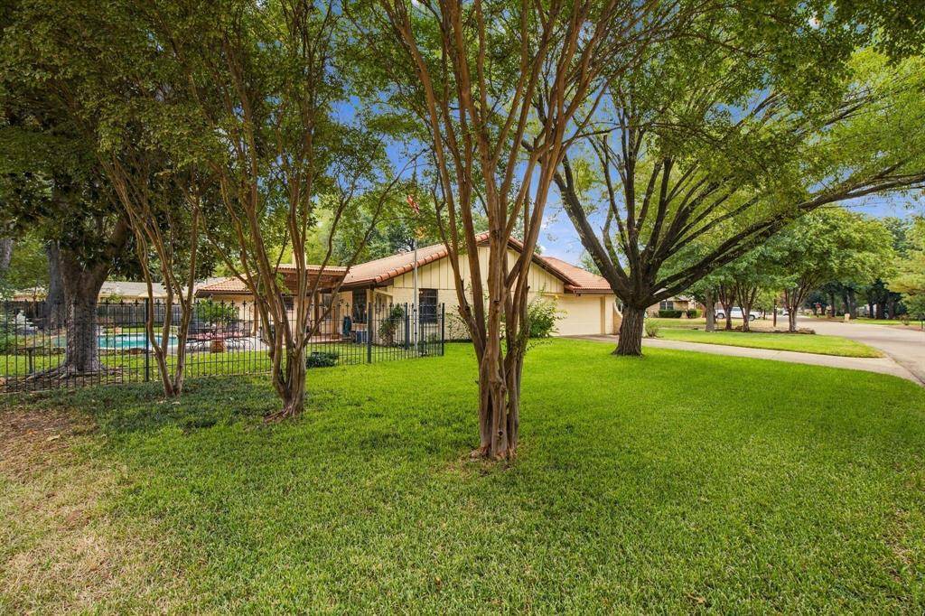 2201 Scarlet Lane, Grand Prairie, TX 75050