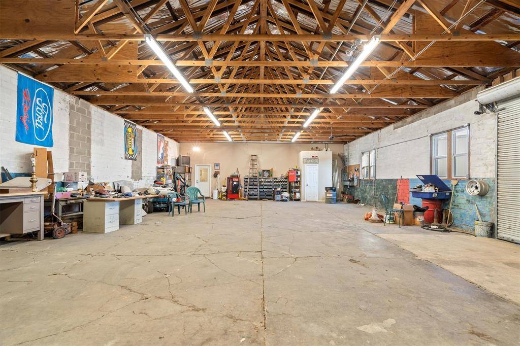 118 N Main Street, Farmersville, TX 75442