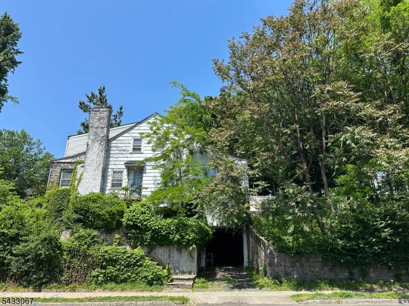 203 Conway Court, South Orange Village Twp., NJ 07079