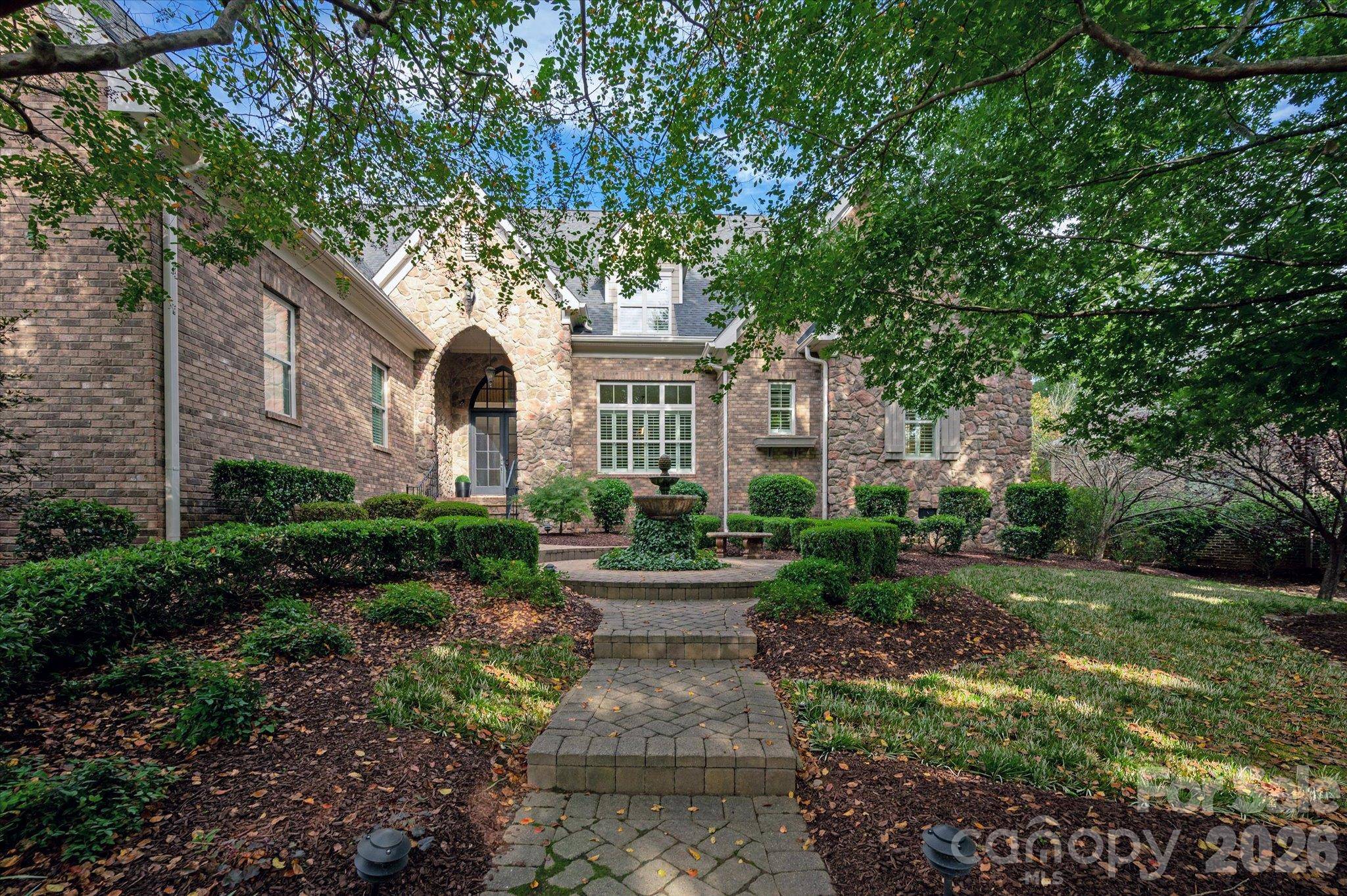 1617 Lookout CIR, Waxhaw, NC 28173