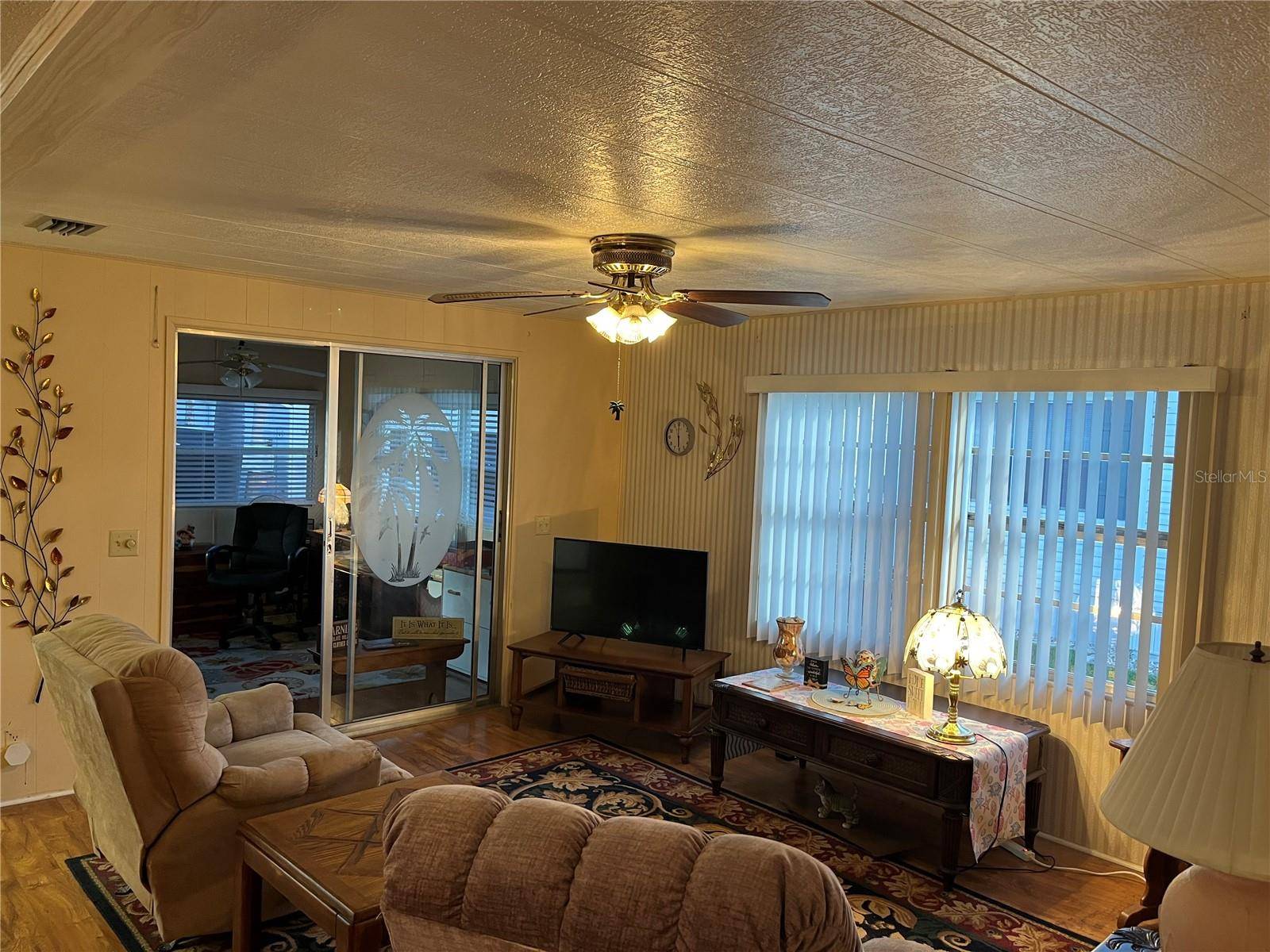 804 CERVINA DR N, Venice, FL 34285