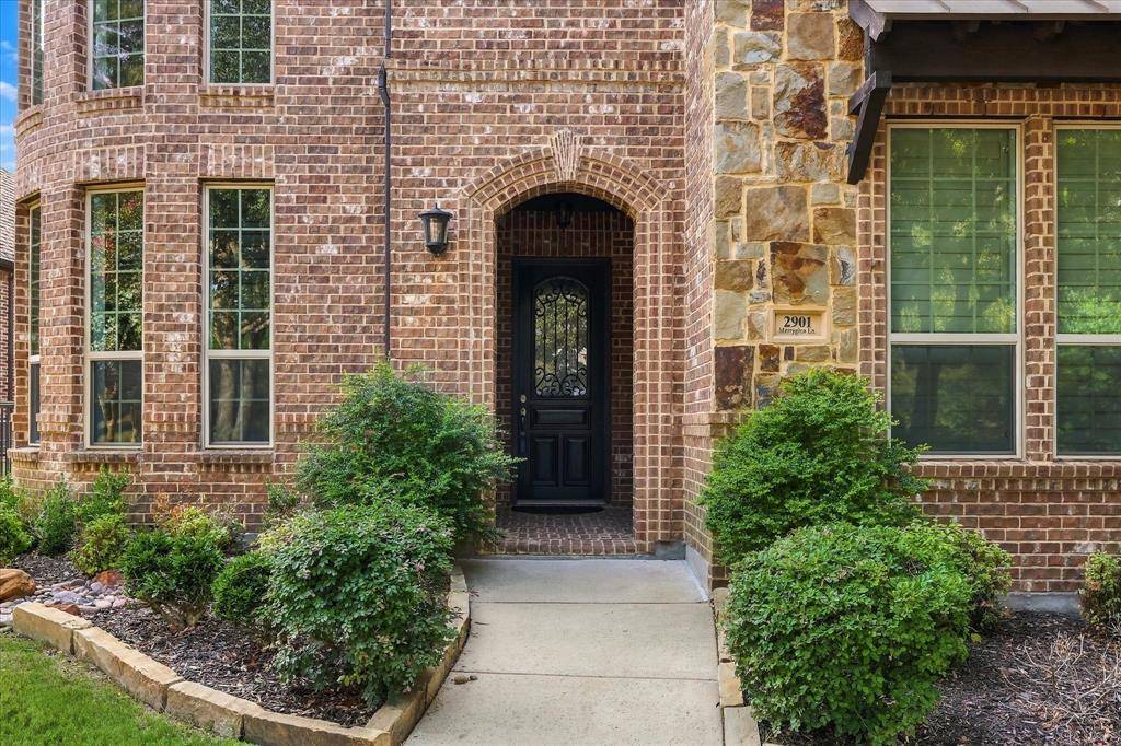 2901 Merryglen Lane, Flower Mound, TX 75022