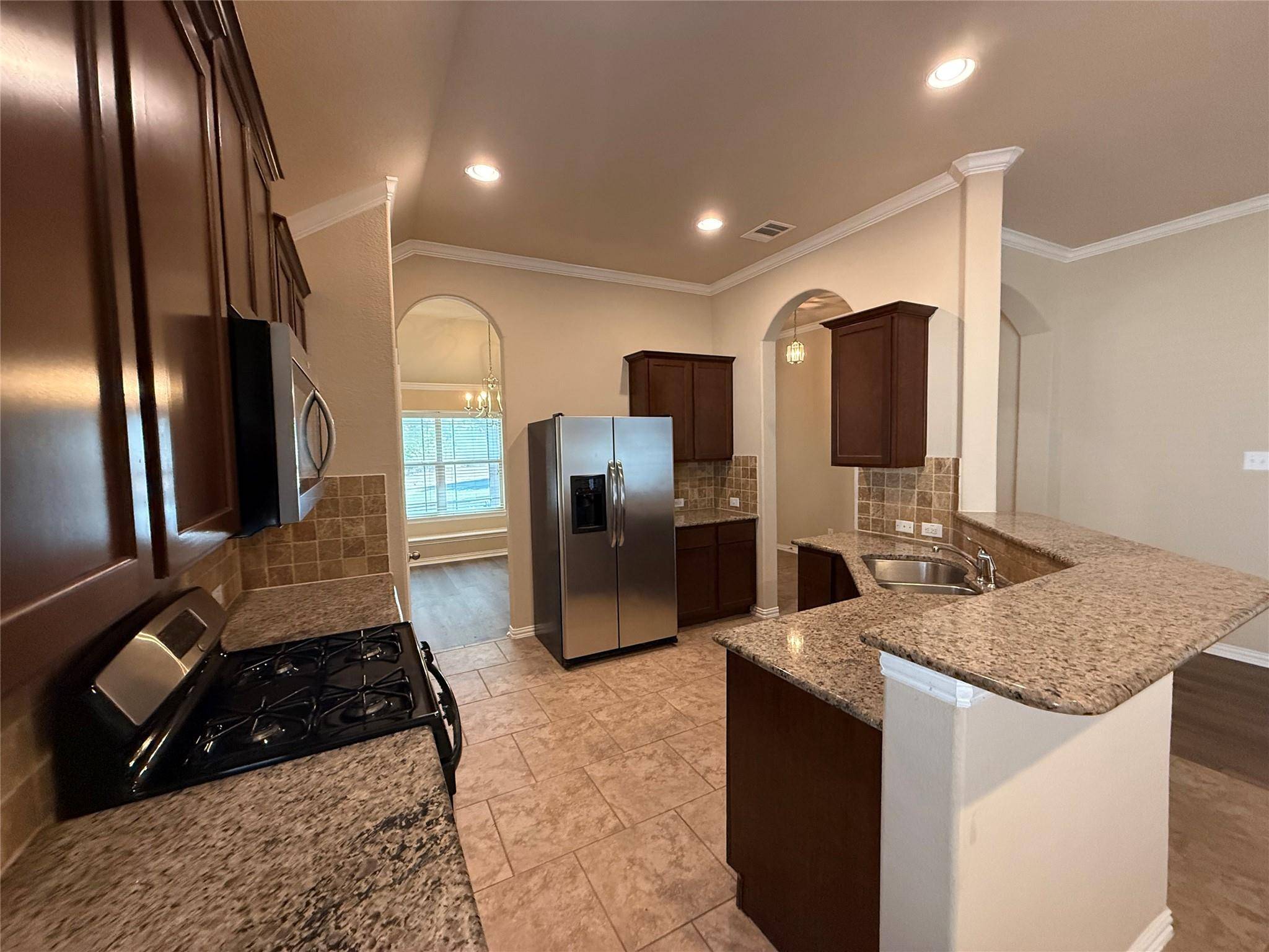 2204 Tranquility LN, Pflugerville, TX 78660