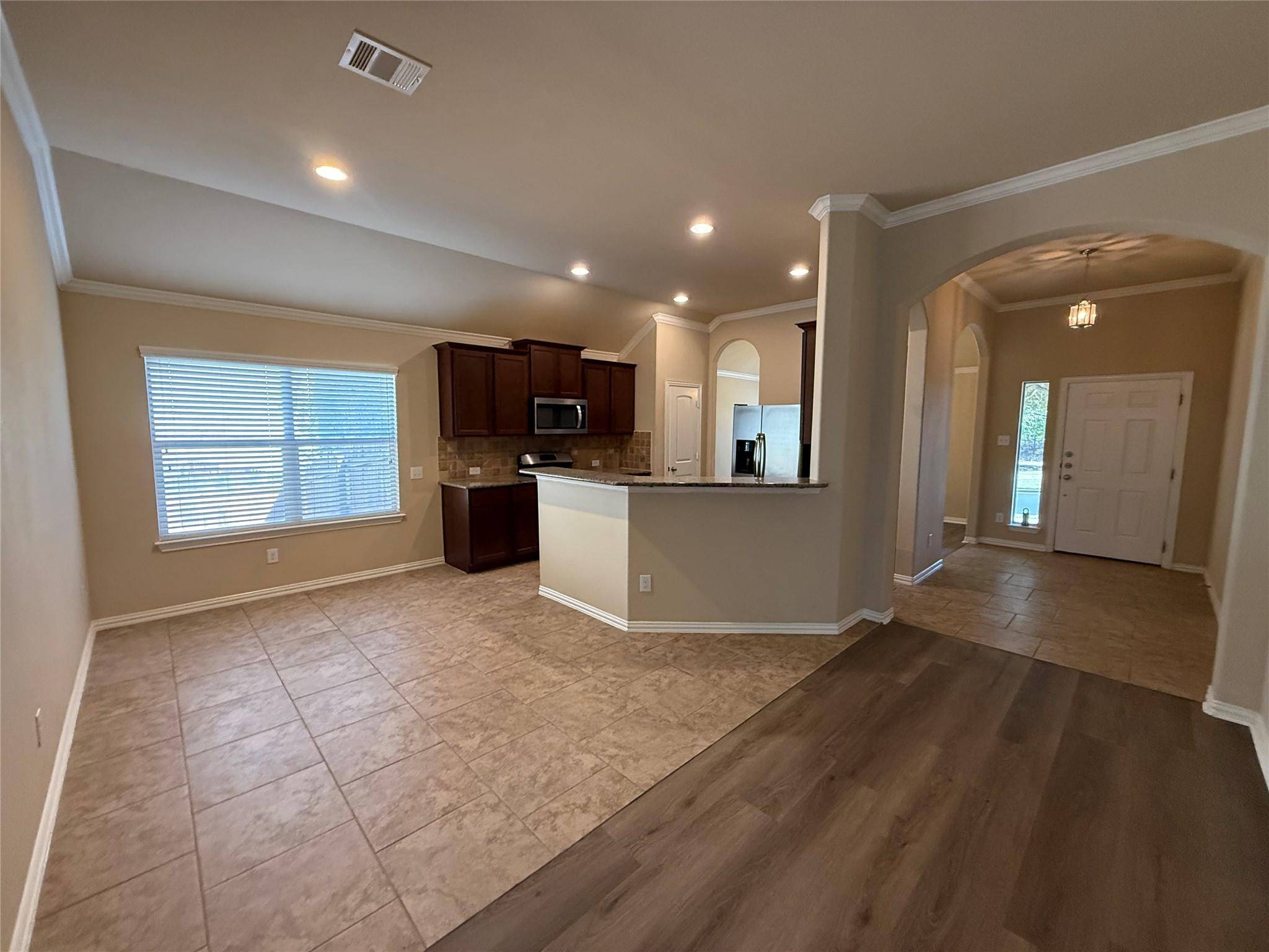 2204 Tranquility LN, Pflugerville, TX 78660