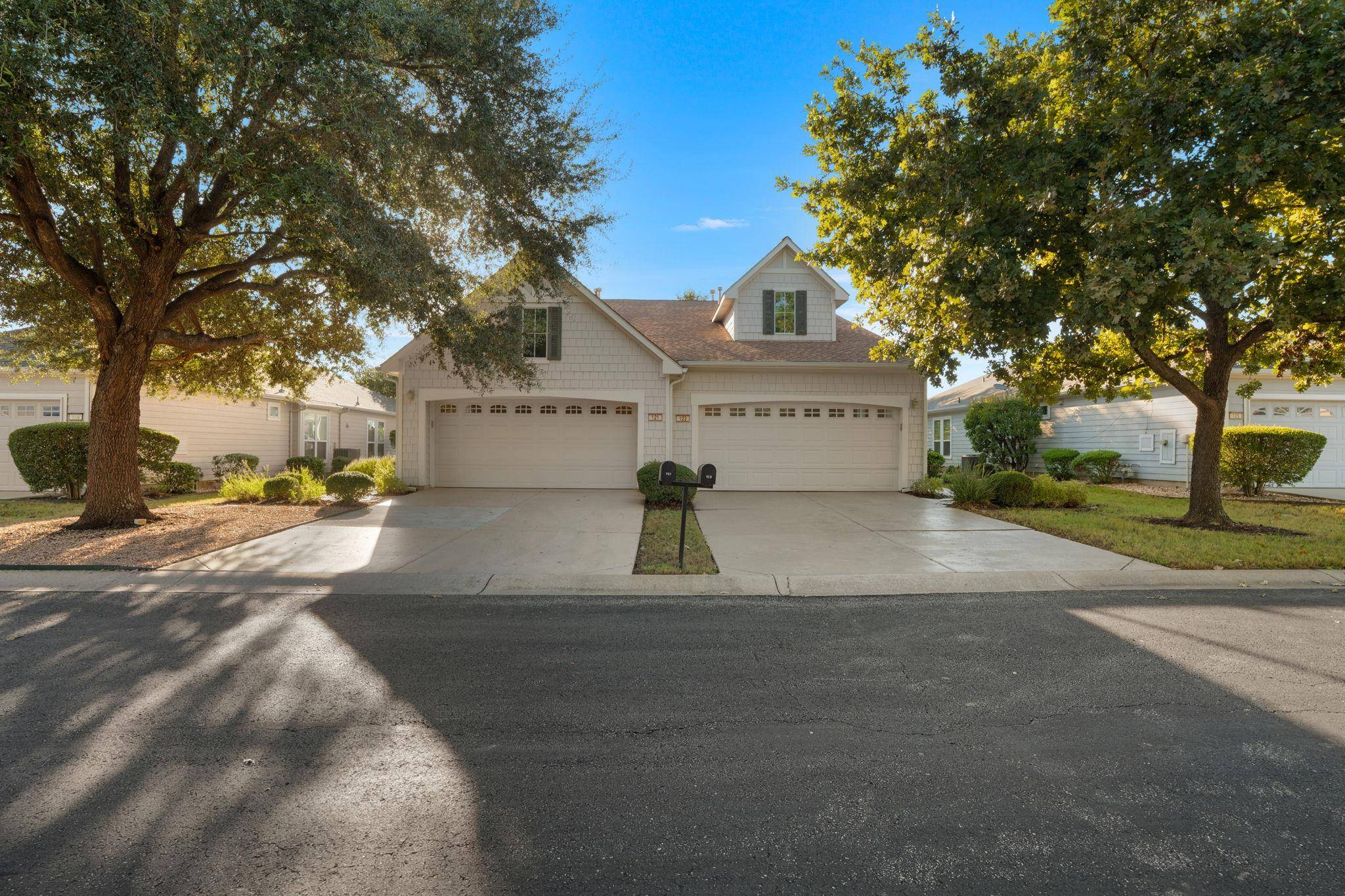 121 Dickens CIR, Georgetown, TX 78633
